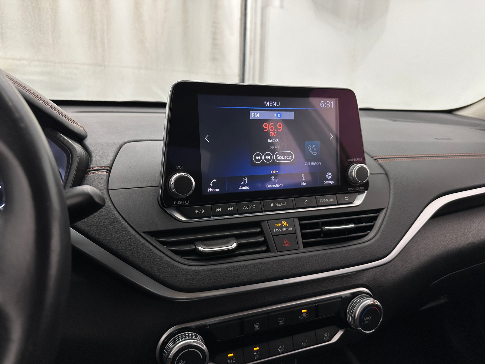 Thumbnail: 2019 Nissan Altima - 4