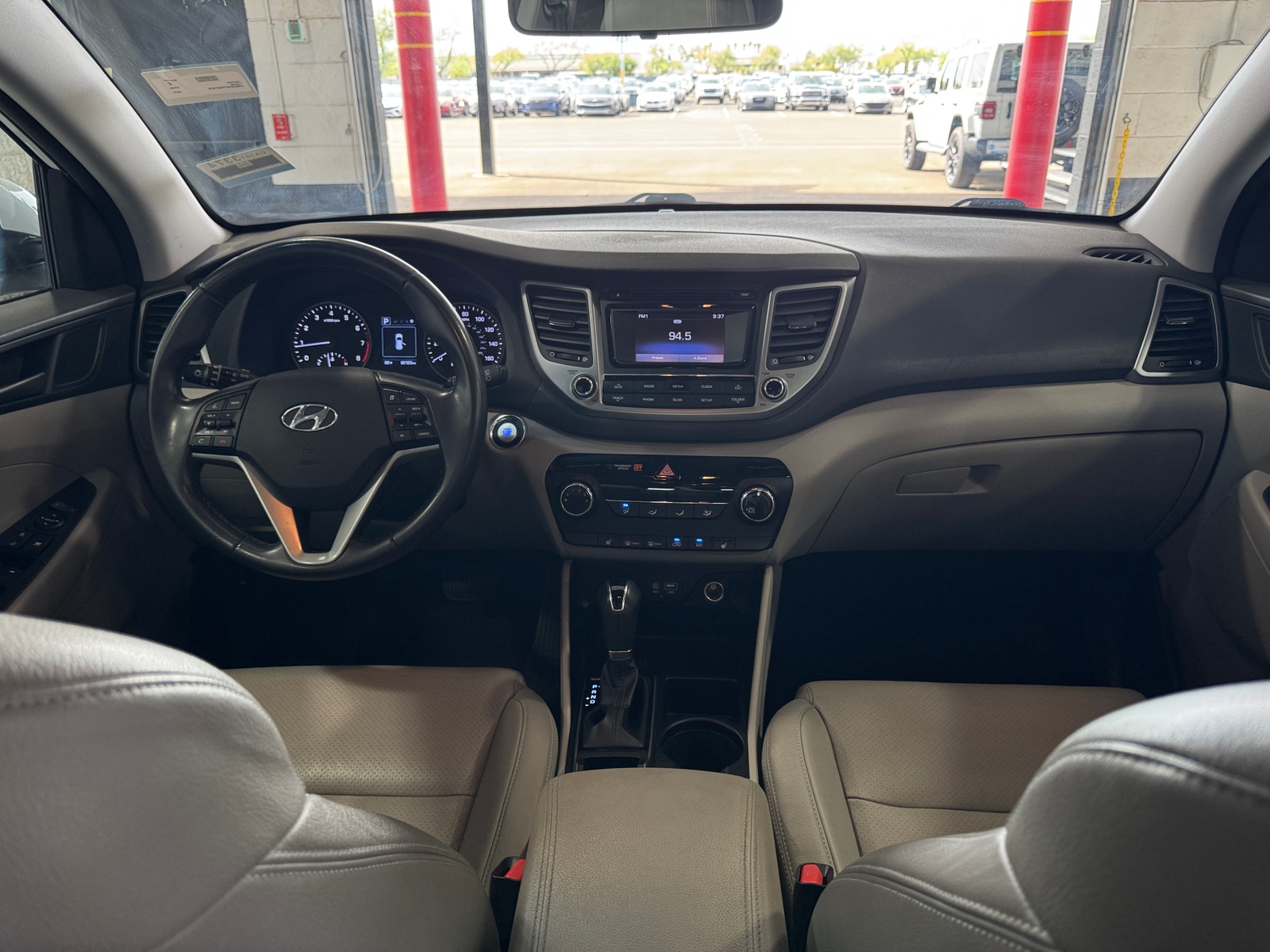 Thumbnail: 2017 Hyundai Tucson - 3