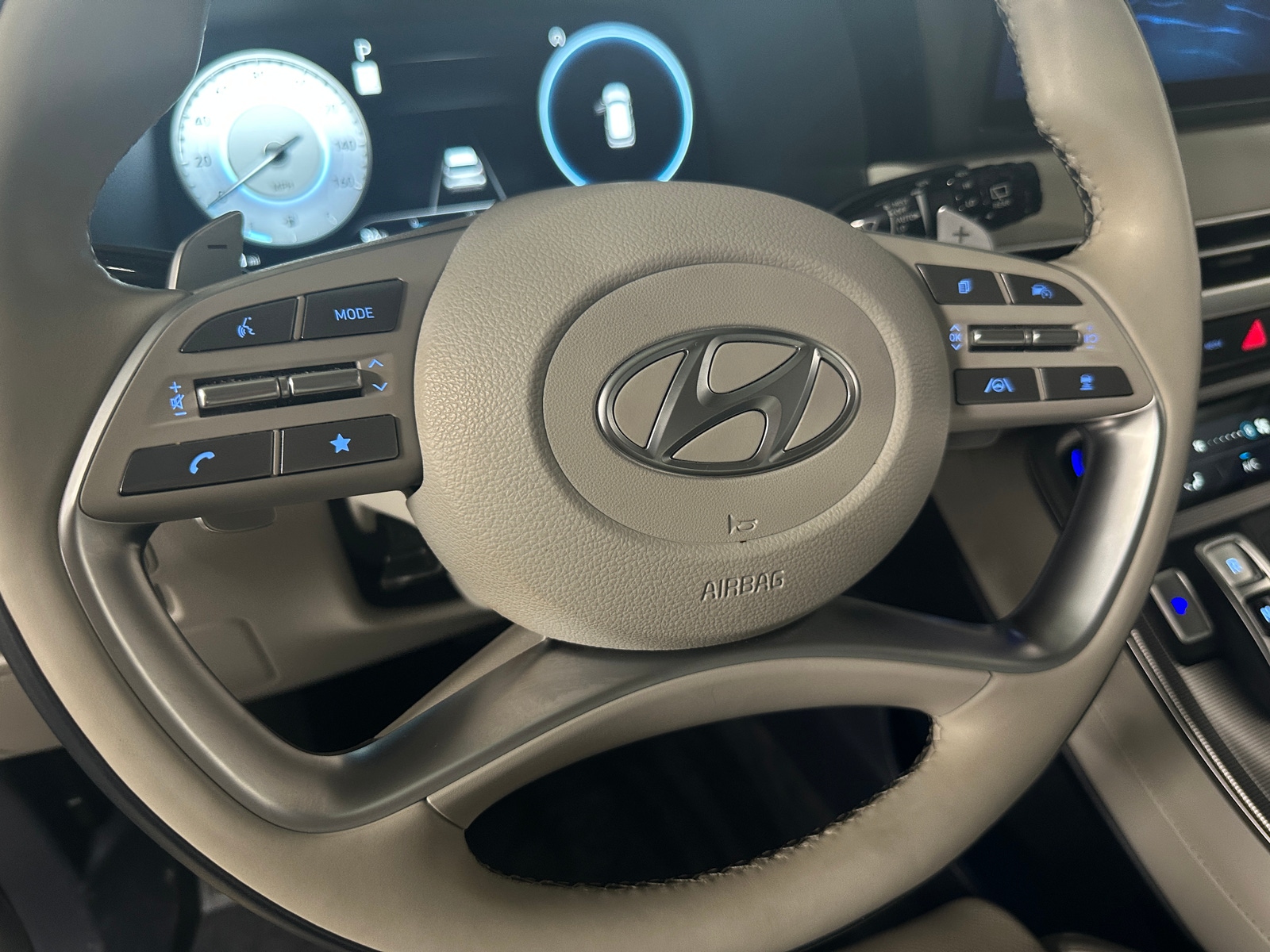 Thumbnail: 2023 Hyundai Palisade - 4