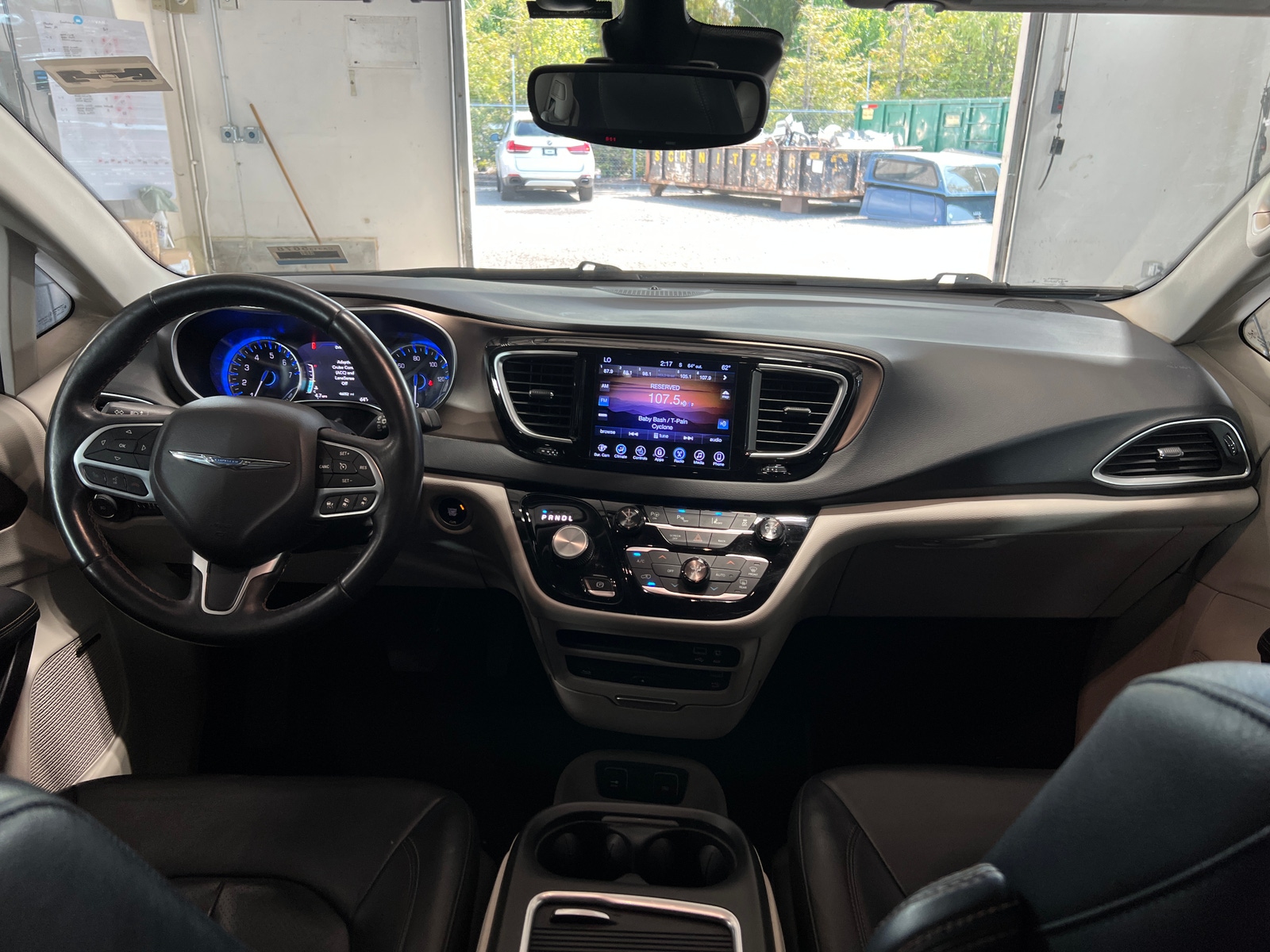 Thumbnail: 2017 Chrysler Pacifica - 2
