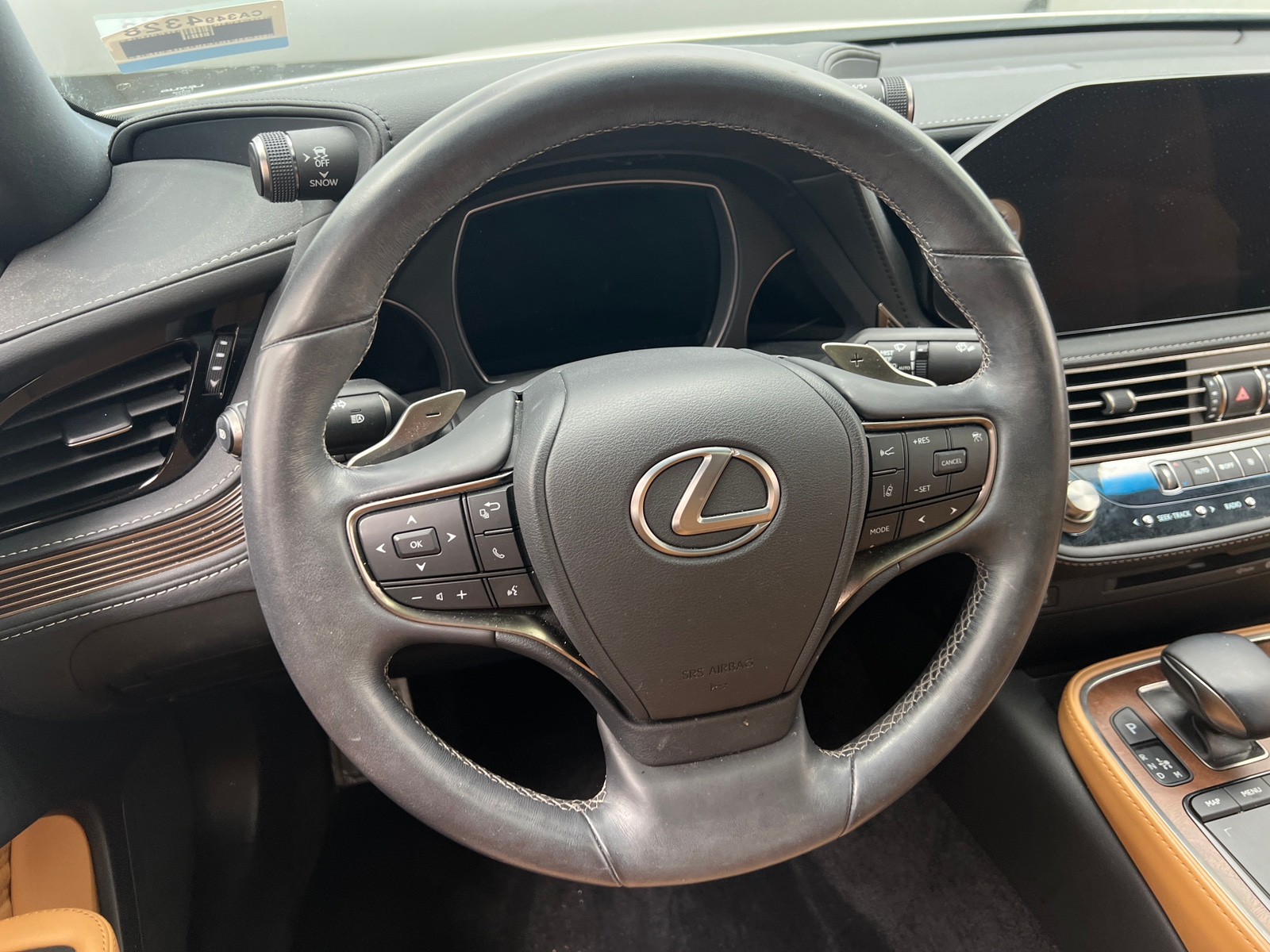 Thumbnail: 2021 Lexus LS - 4