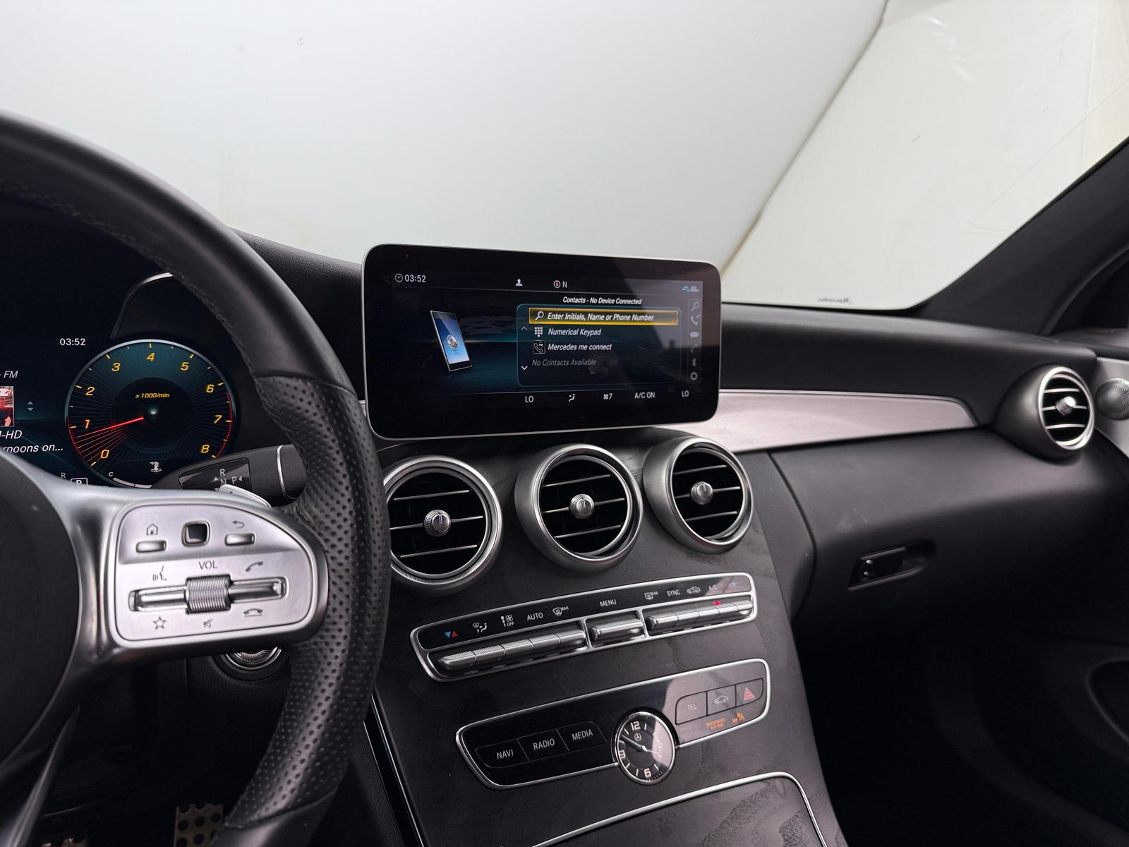 Thumbnail: 2019 Mercedes-Benz C-Class - 2