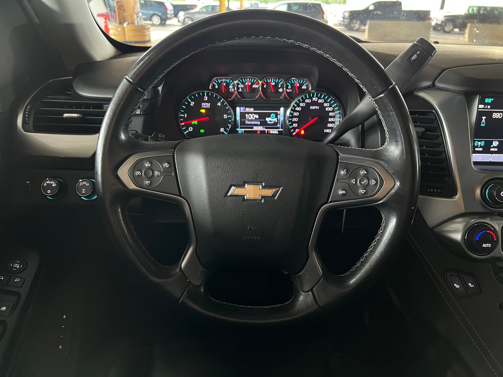 Thumbnail: 2019 Chevrolet Tahoe - 4