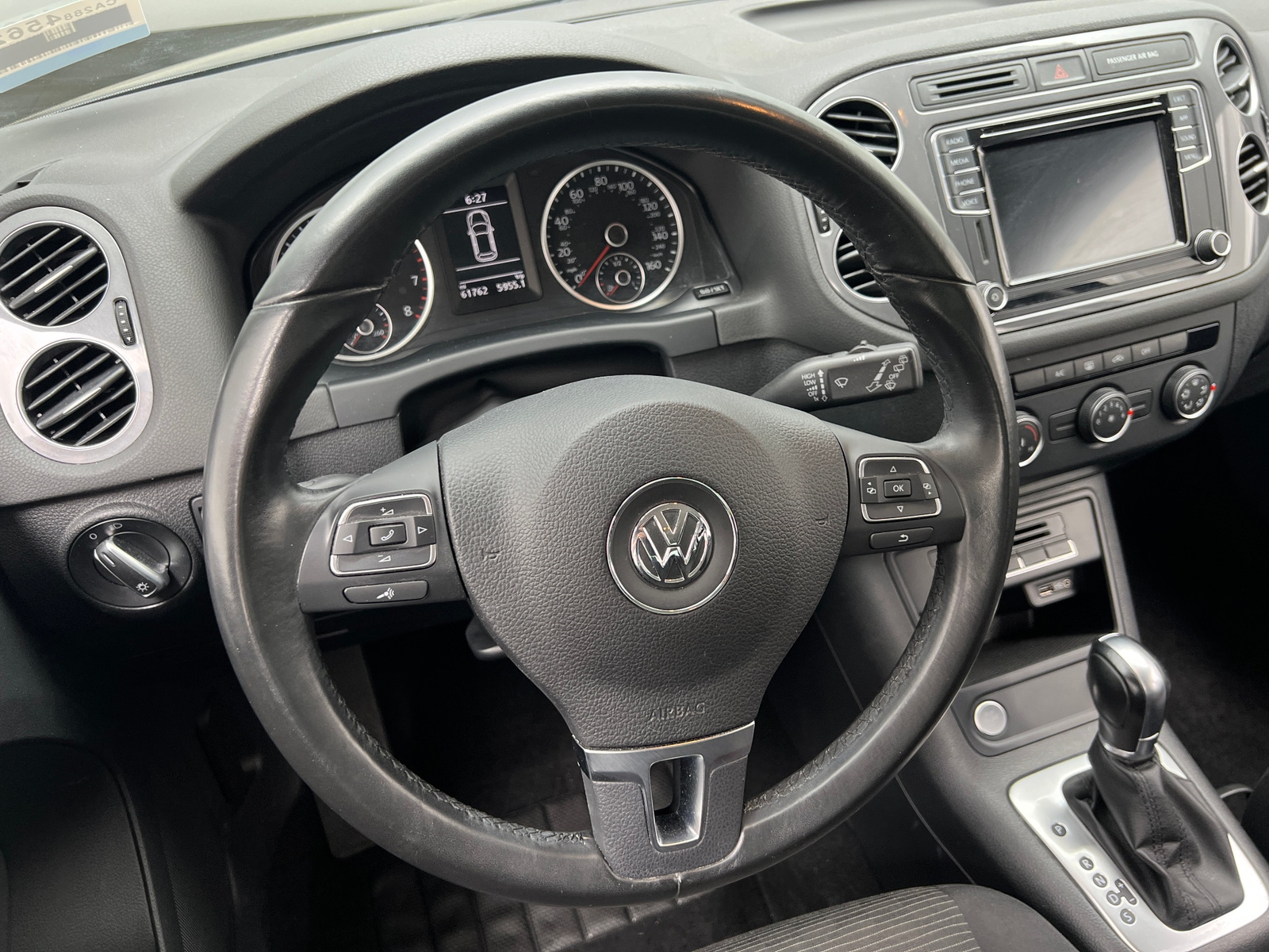 Thumbnail: 2017 Volkswagen Tiguan - 5