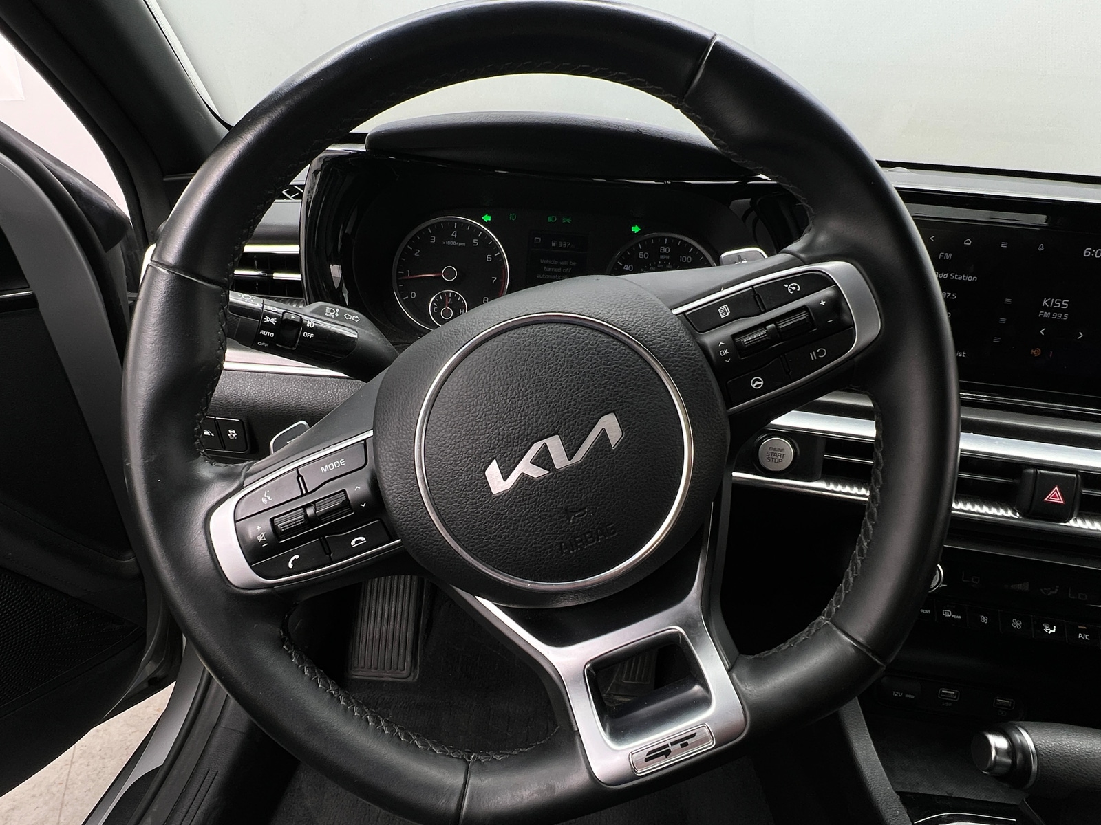 Thumbnail: 2023 Kia K5 - 4