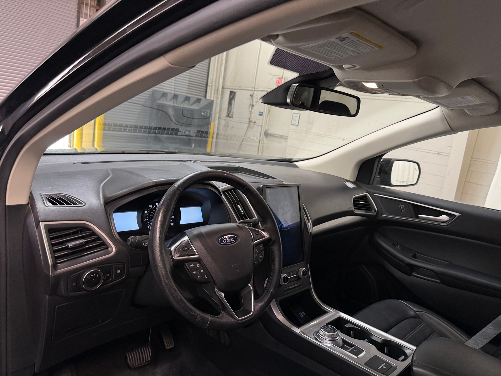 Thumbnail: 2023 Ford Edge - 3