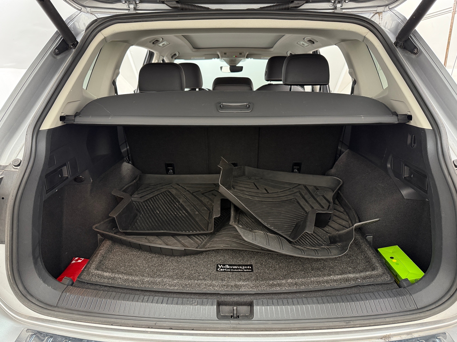 Thumbnail: 2021 Volkswagen Tiguan - 6