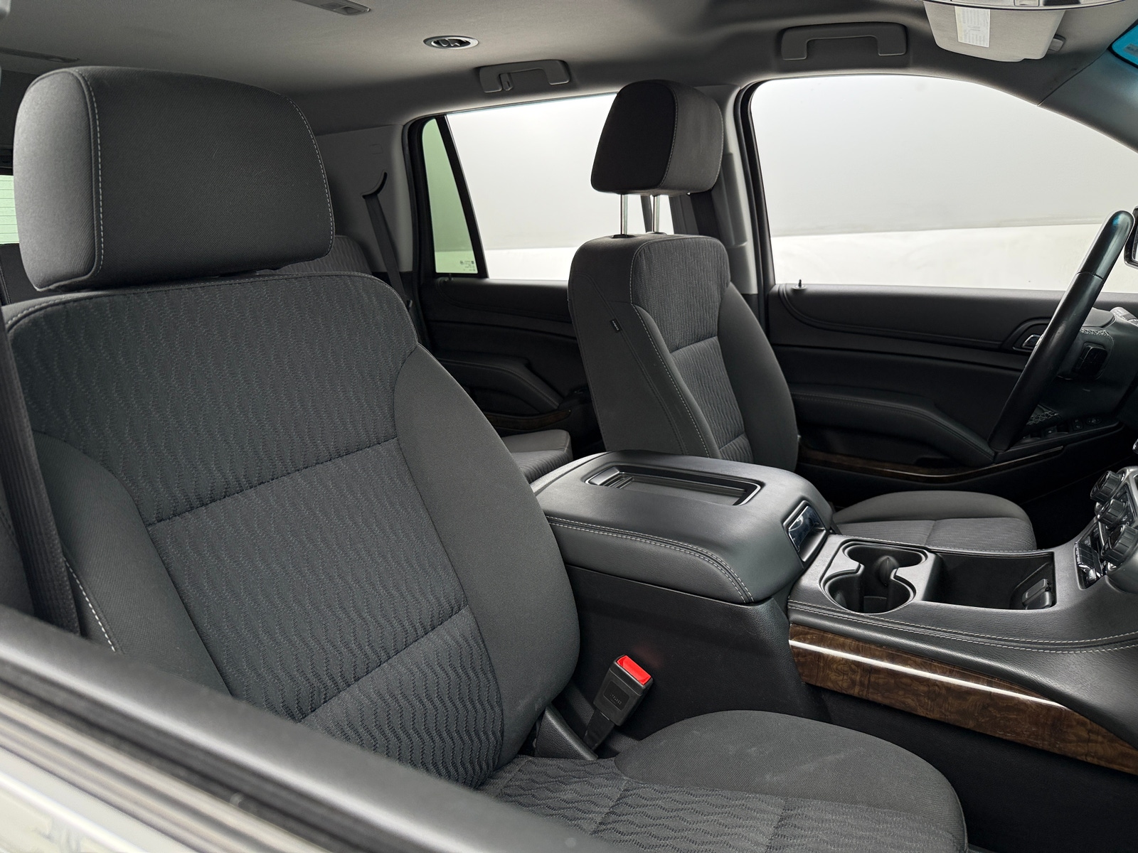 Thumbnail: 2019 Chevrolet Tahoe - 2