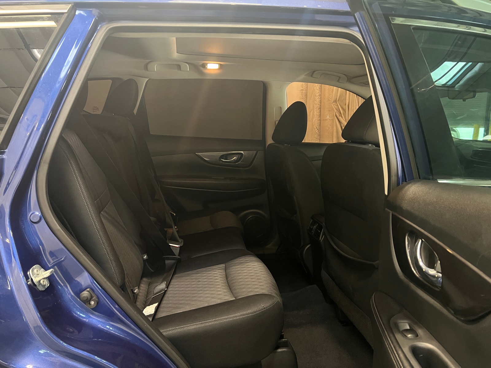 Thumbnail: 2019 Nissan Rogue - 6