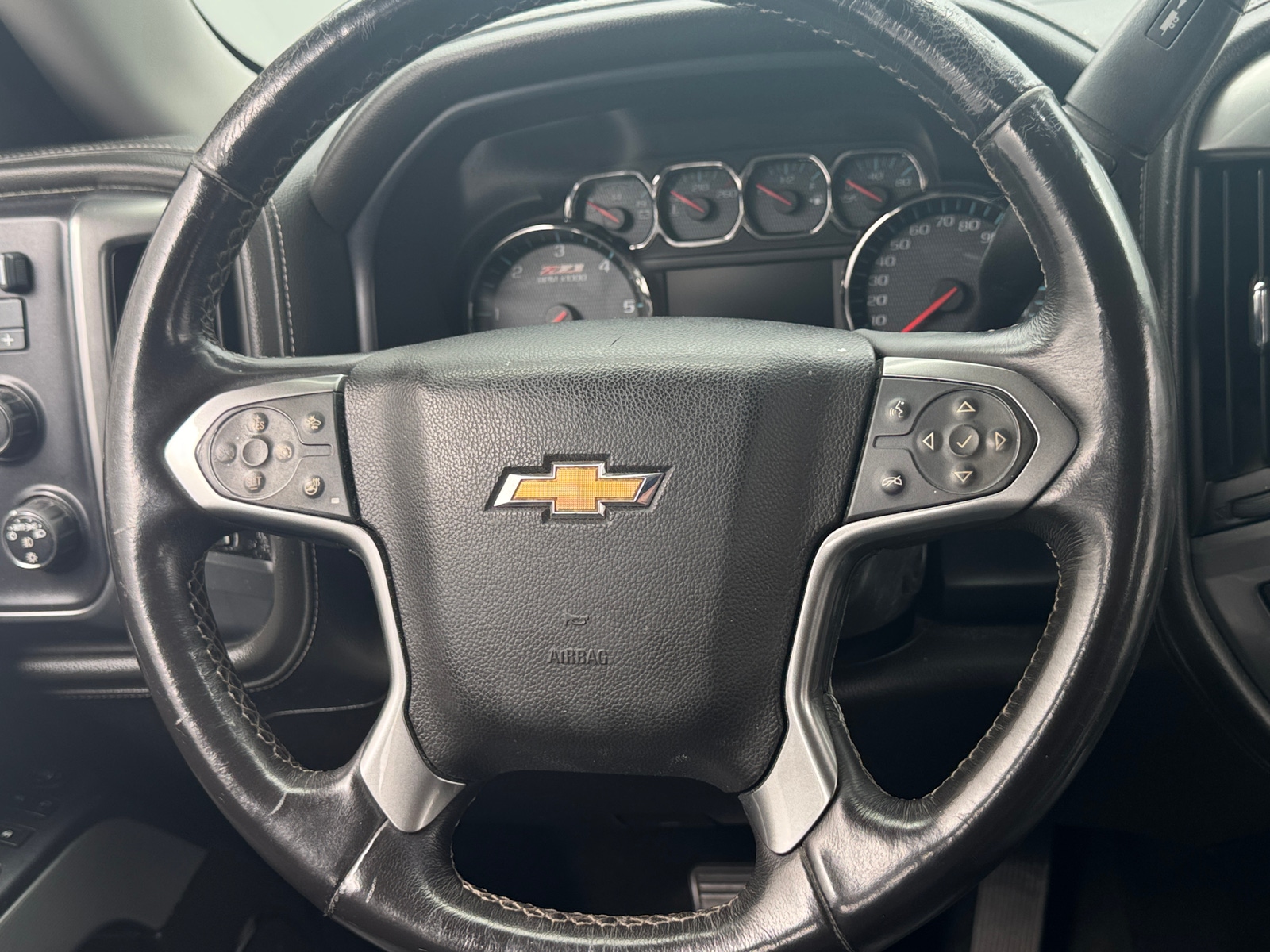 Thumbnail: 2015 Chevrolet Silverado 1500 - 4