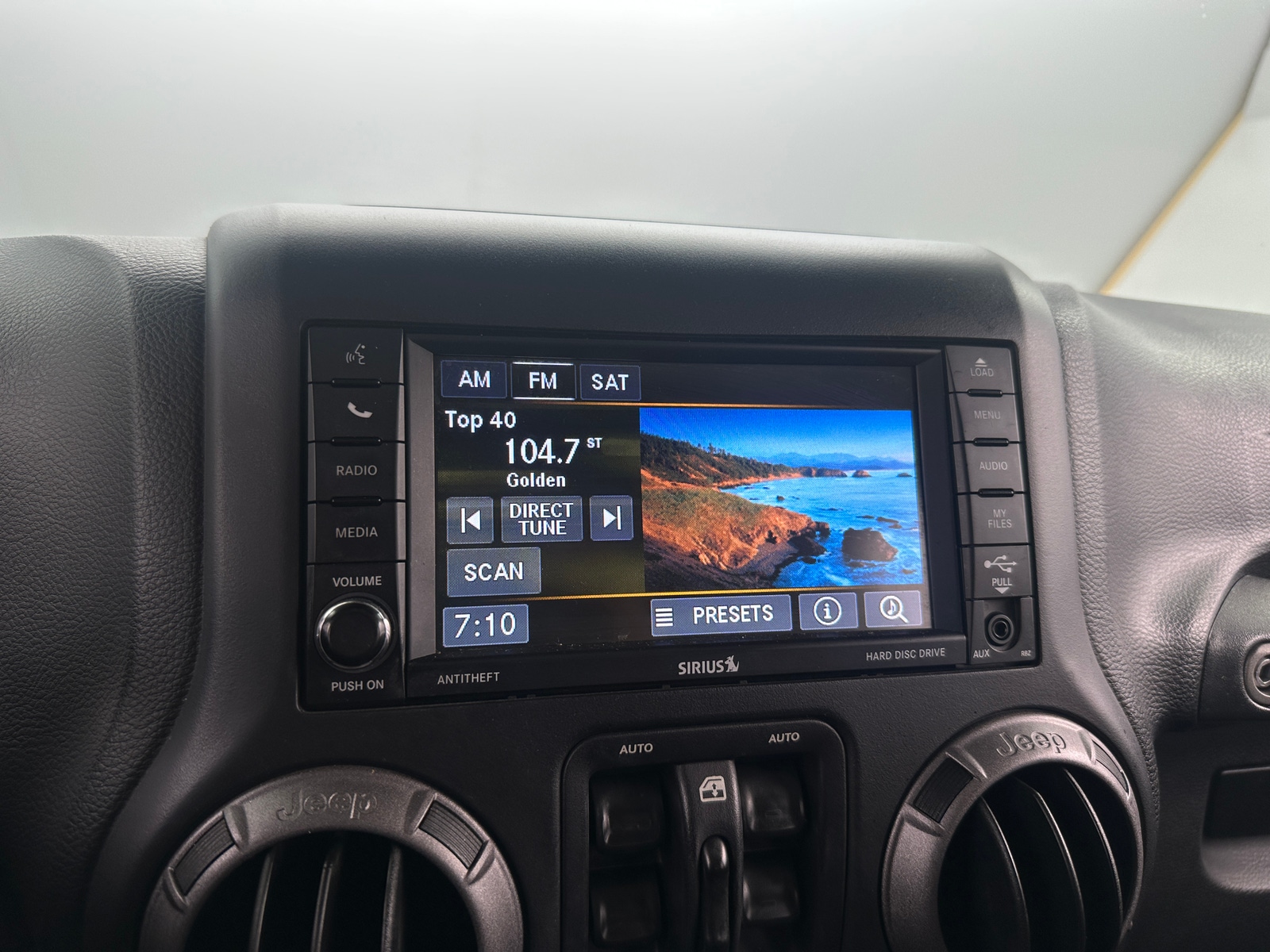 Thumbnail: 2018 Jeep Wrangler - 4