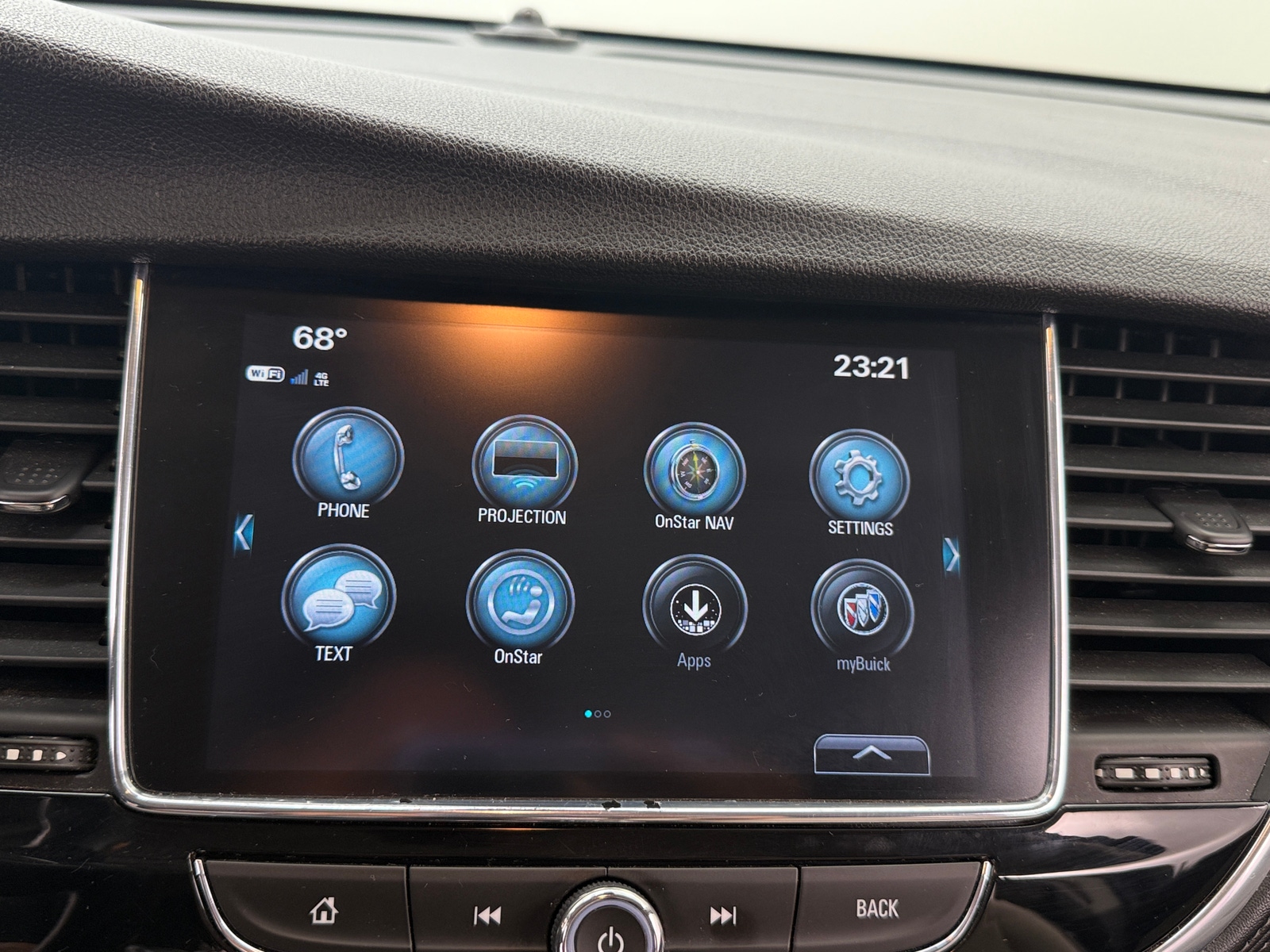 Thumbnail: 2020 Buick Encore - 3