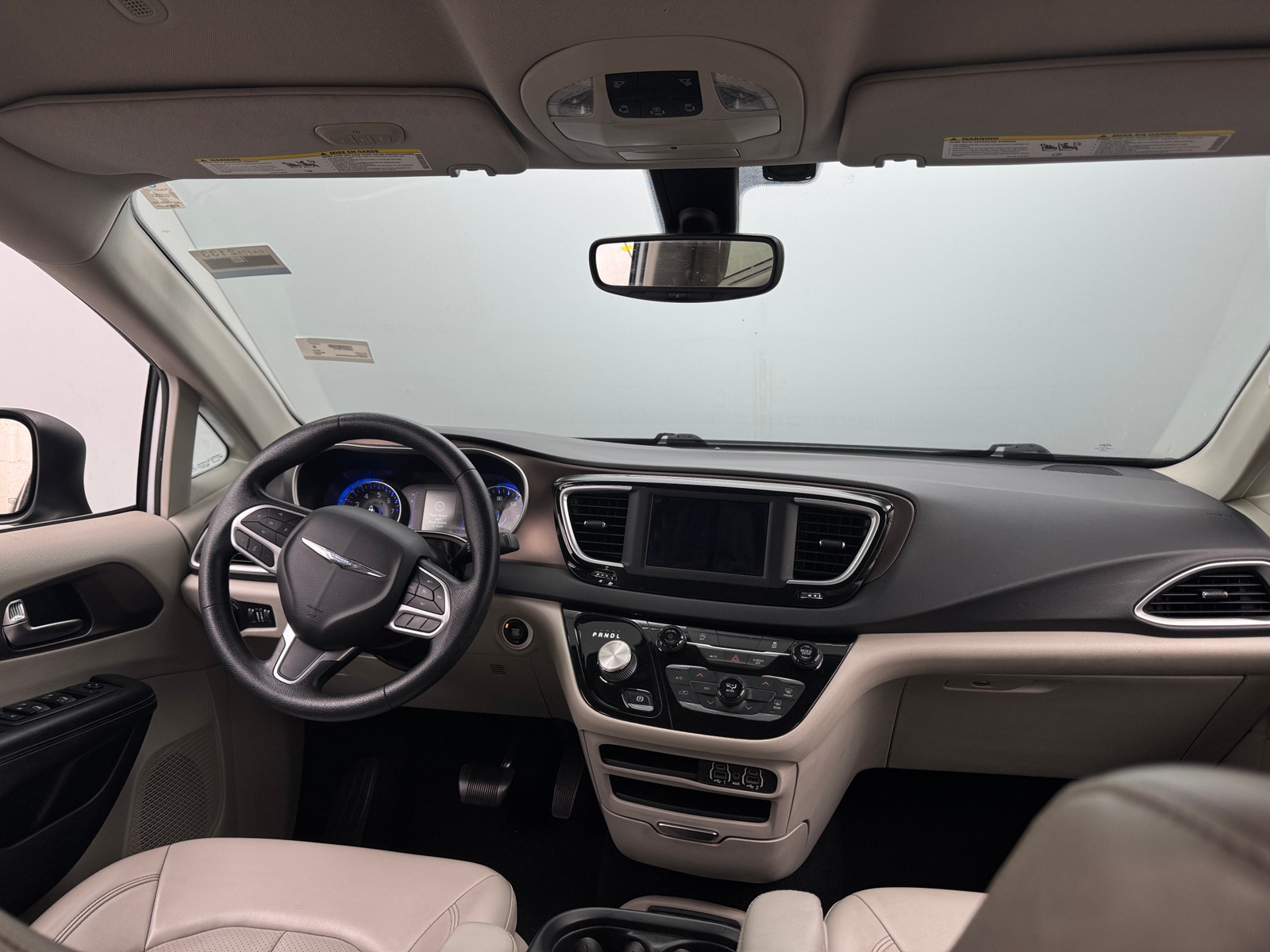 Thumbnail: 2021 Chrysler Voyager - 2