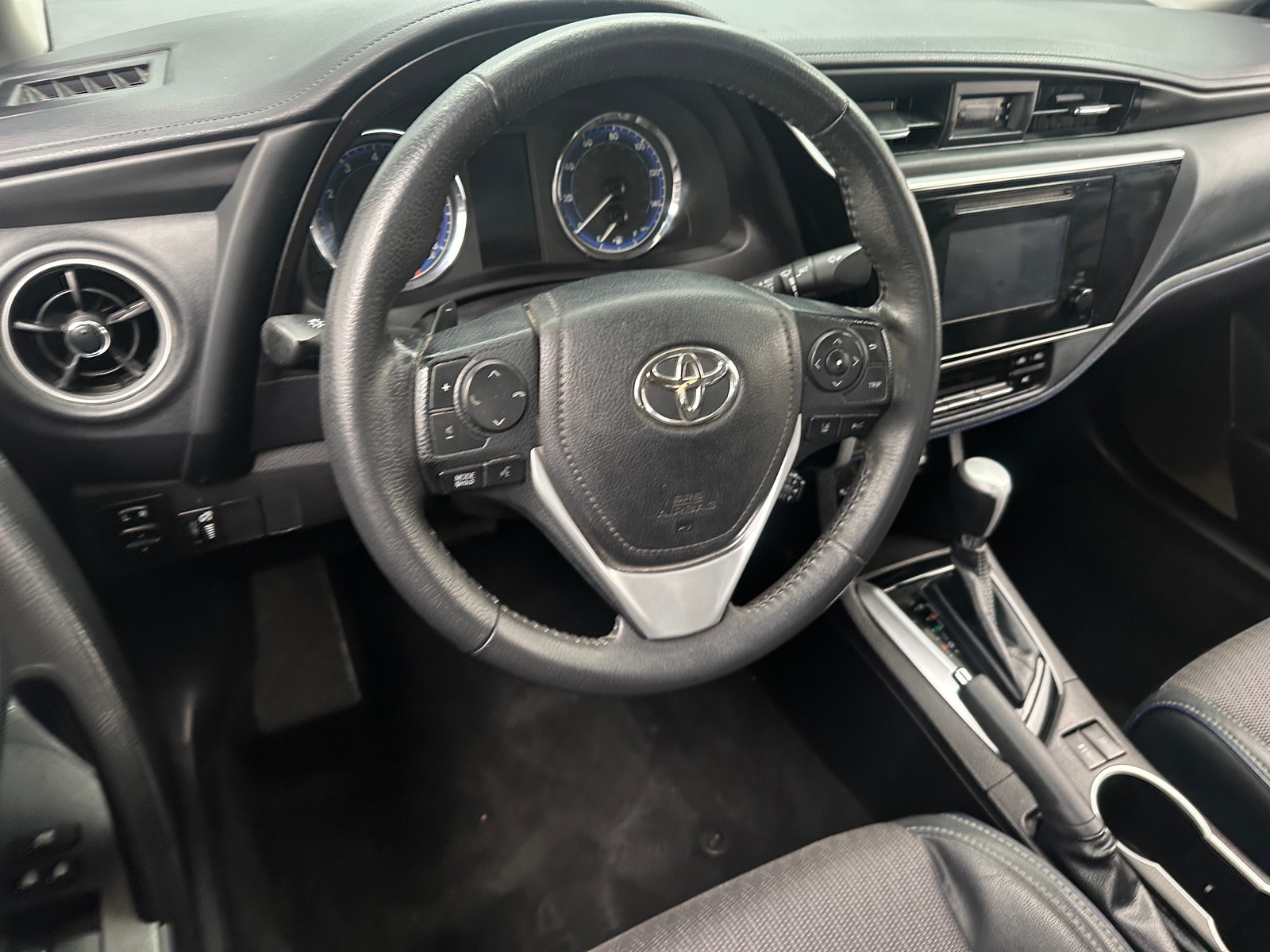 Thumbnail: 2018 Toyota Corolla - 5