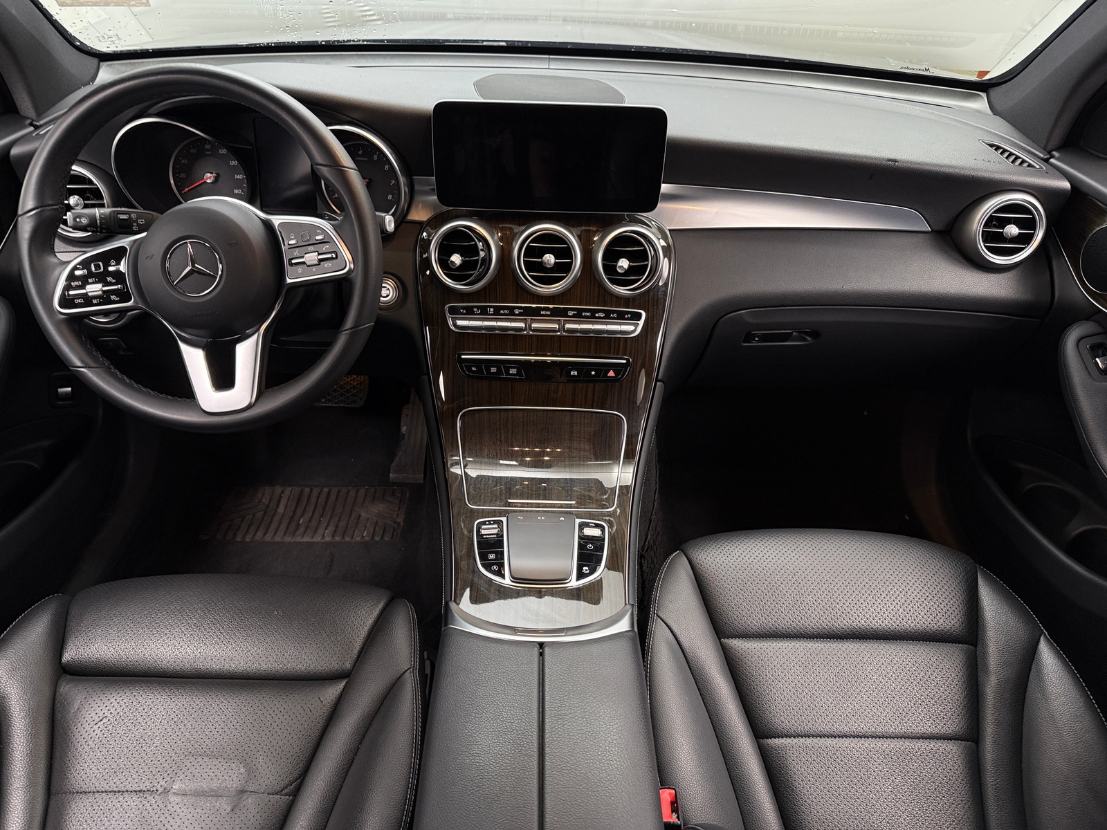 Thumbnail: 2020 Mercedes-Benz GLC - 2