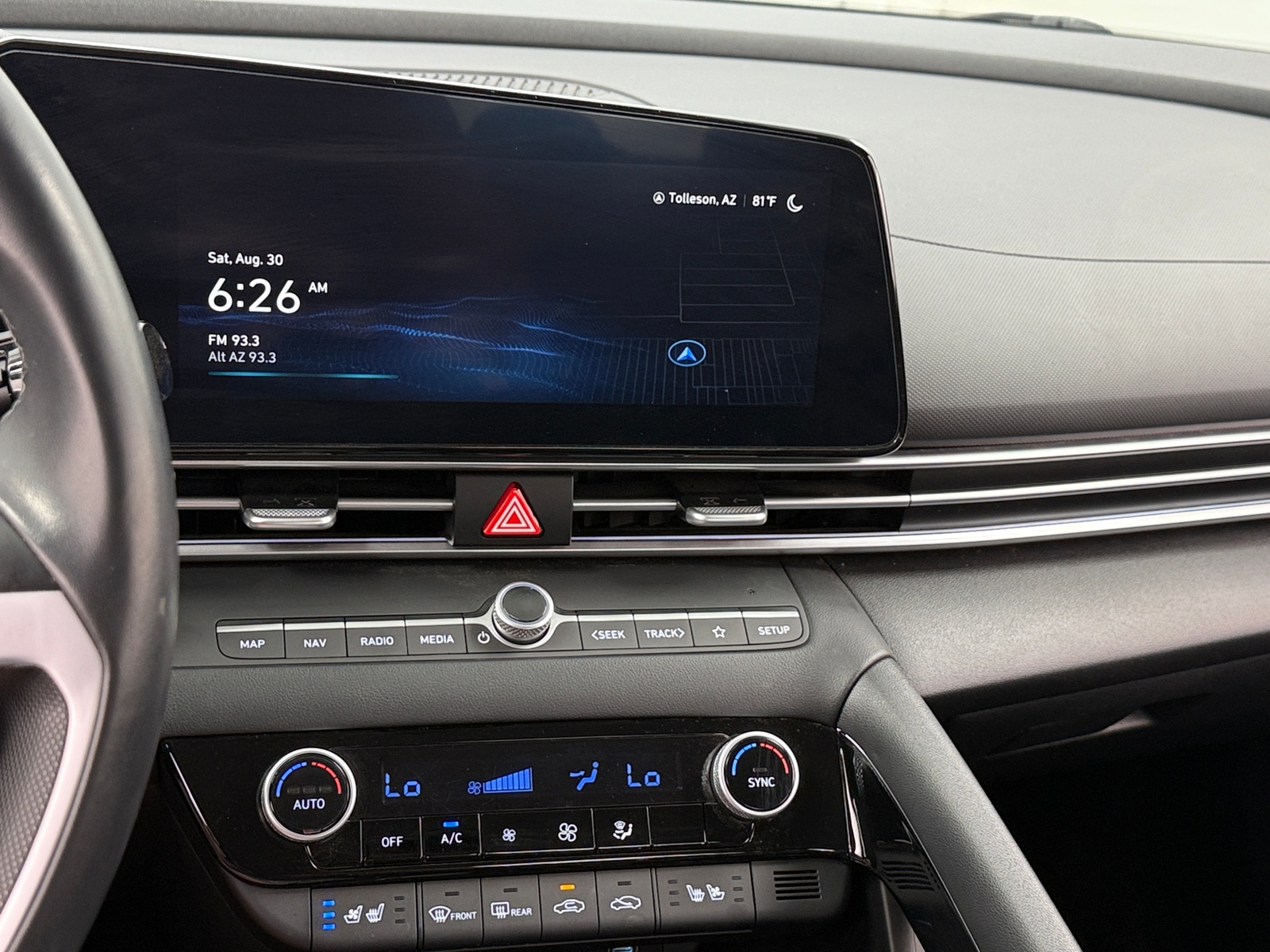 Thumbnail: 2024 Hyundai Elantra - 3