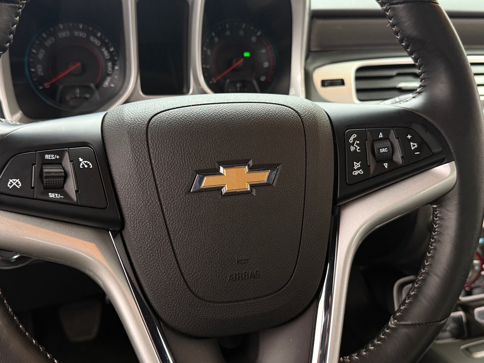 Thumbnail: 2015 Chevrolet Camaro - 3