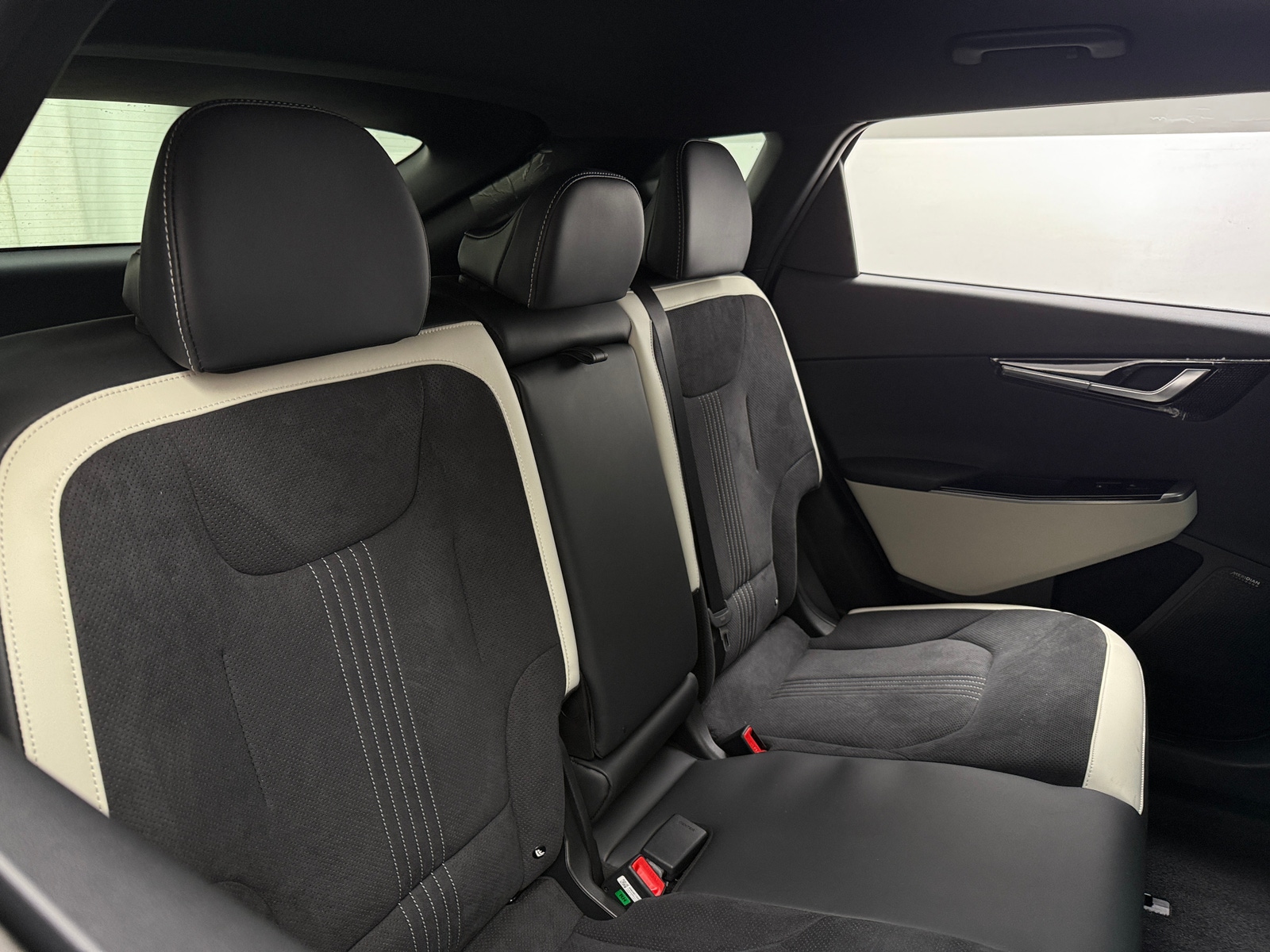 Thumbnail: 2024 Kia EV6 - 5