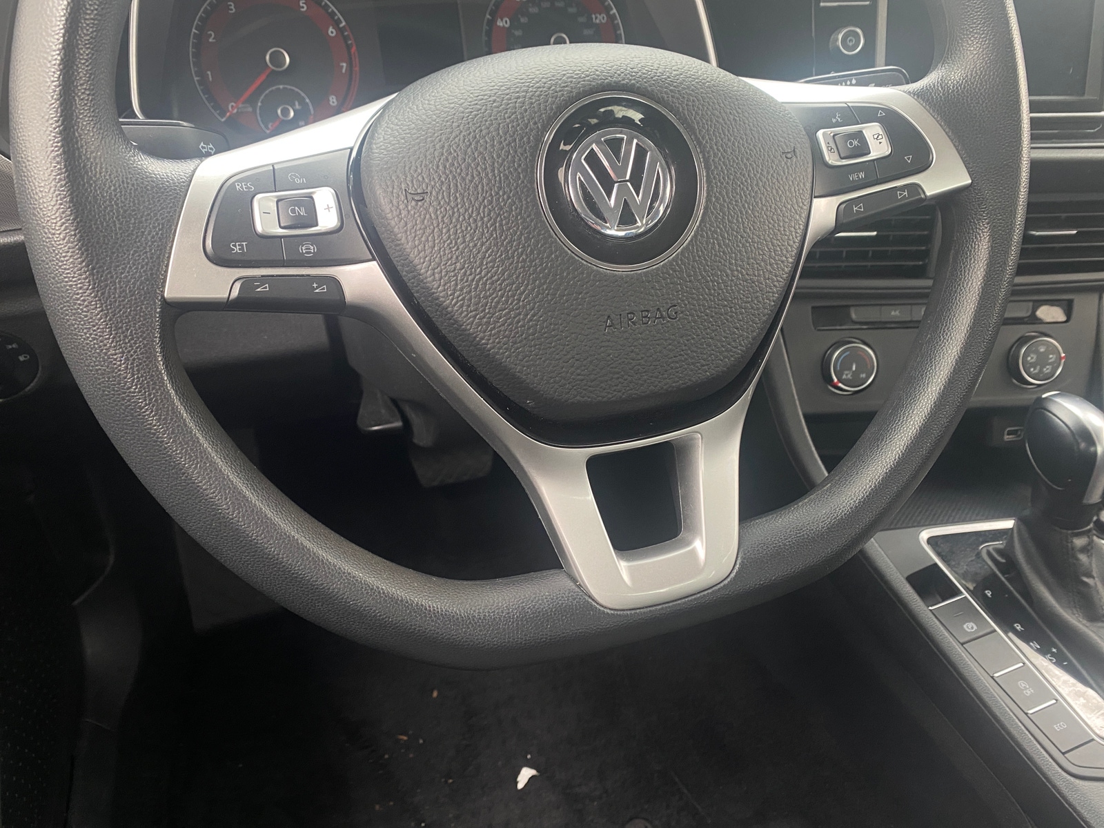 Thumbnail: 2019 Volkswagen Jetta - 5