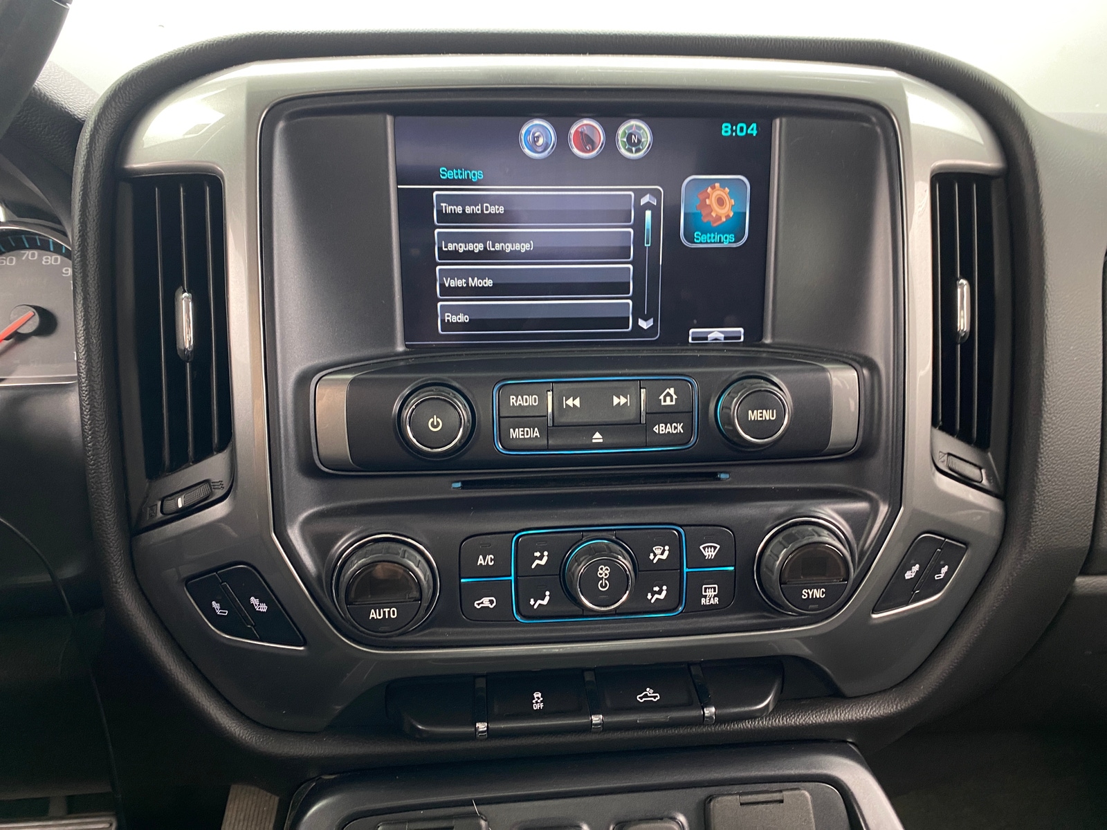 Thumbnail: 2015 Chevrolet Silverado 1500 - 4