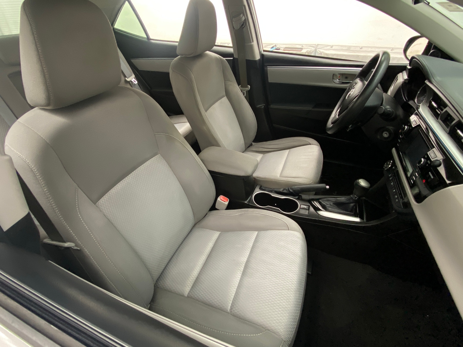 Thumbnail: 2016 Toyota Corolla - 2