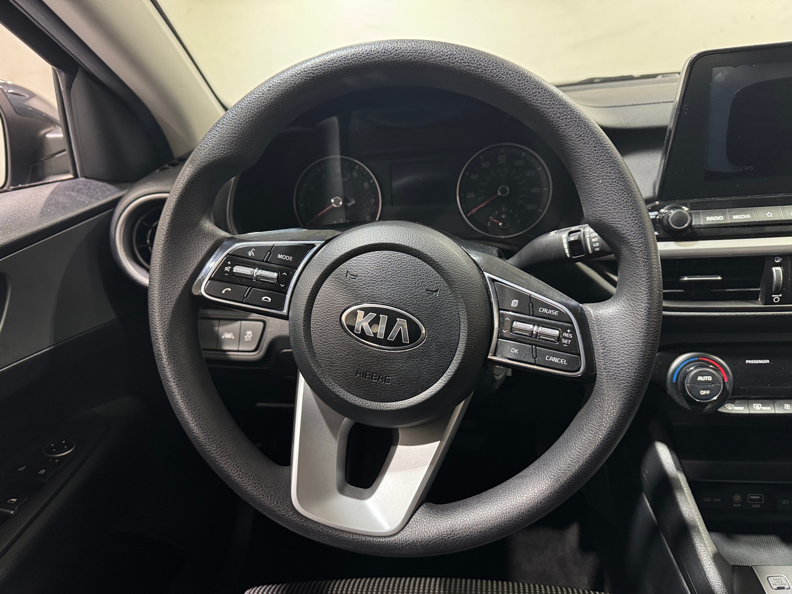 Thumbnail: 2019 Kia Forte - 5