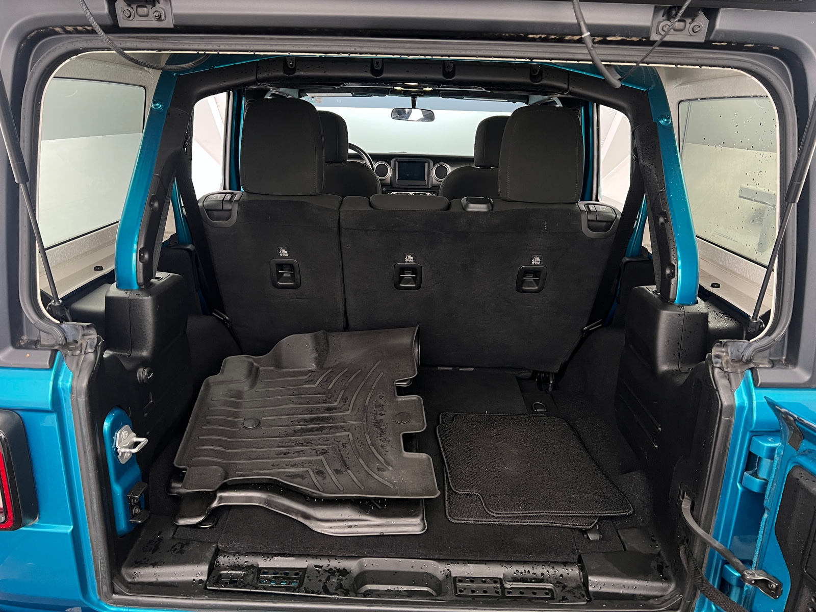 Thumbnail: 2020 Jeep Wrangler - 7