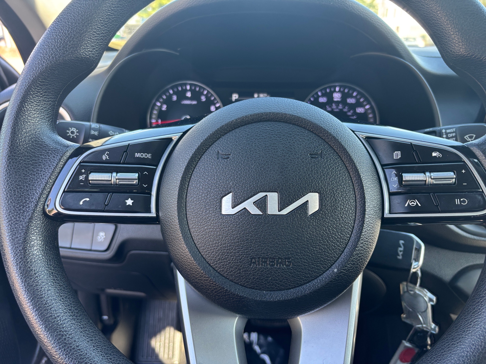 Thumbnail: 2024 Kia Forte - 5