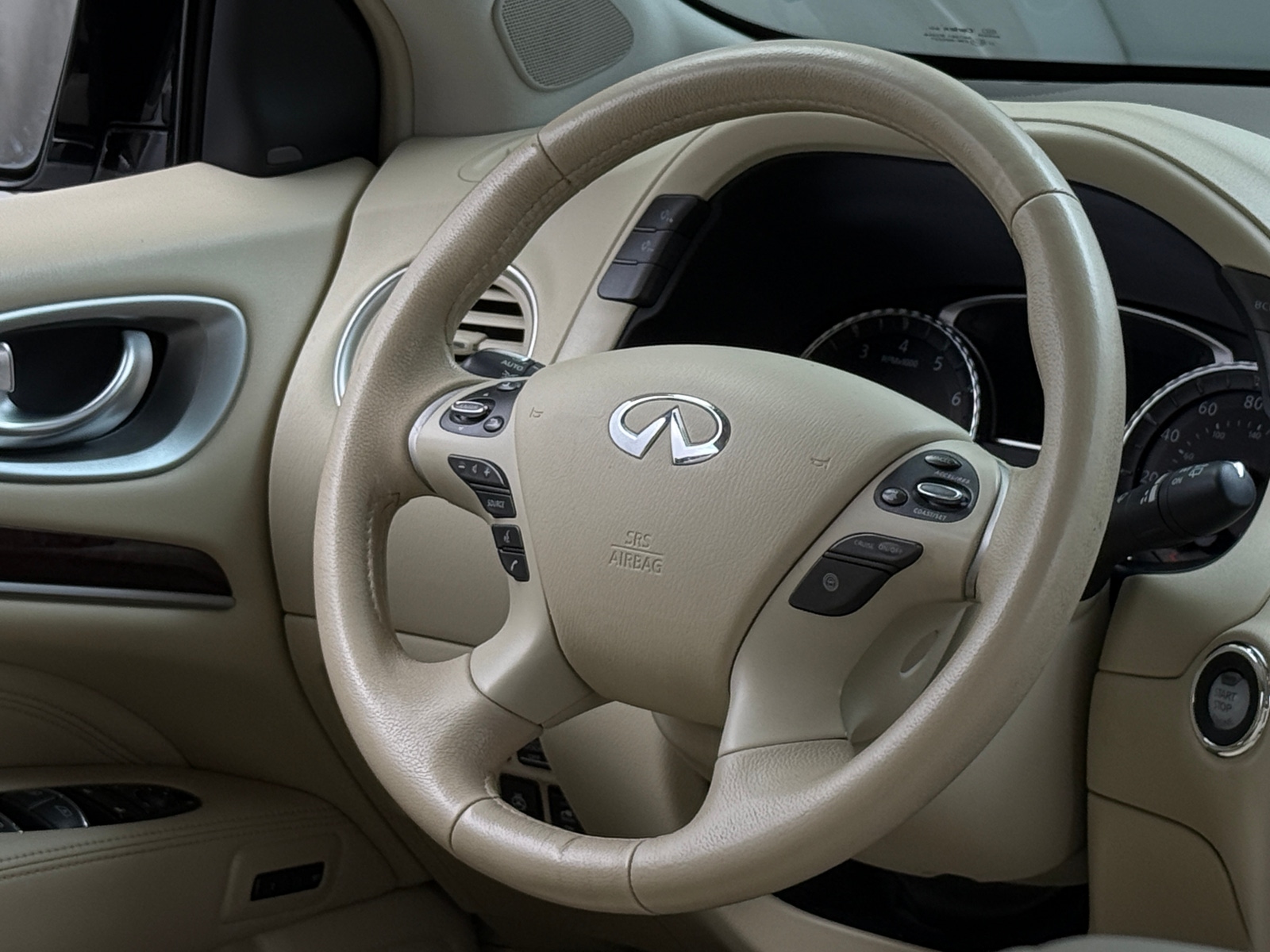 Thumbnail: 2014 INFINITI QX60 - 4