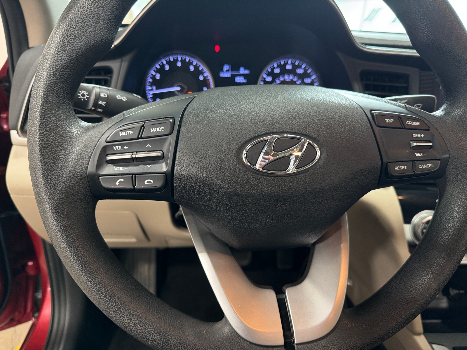 Thumbnail: 2019 Hyundai Elantra - 5