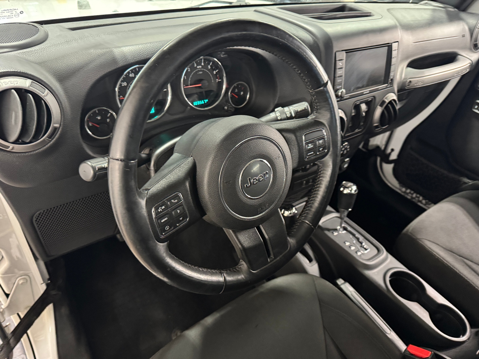 Thumbnail: 2016 Jeep Wrangler - 3