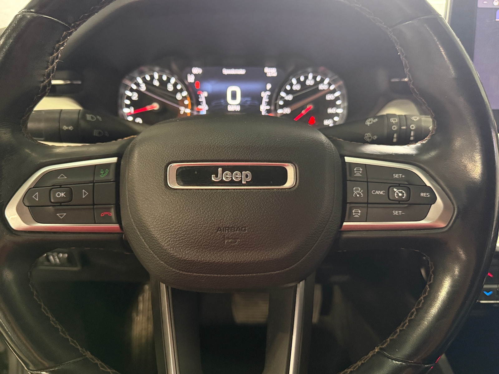 Thumbnail: 2022 Jeep Compass - 4