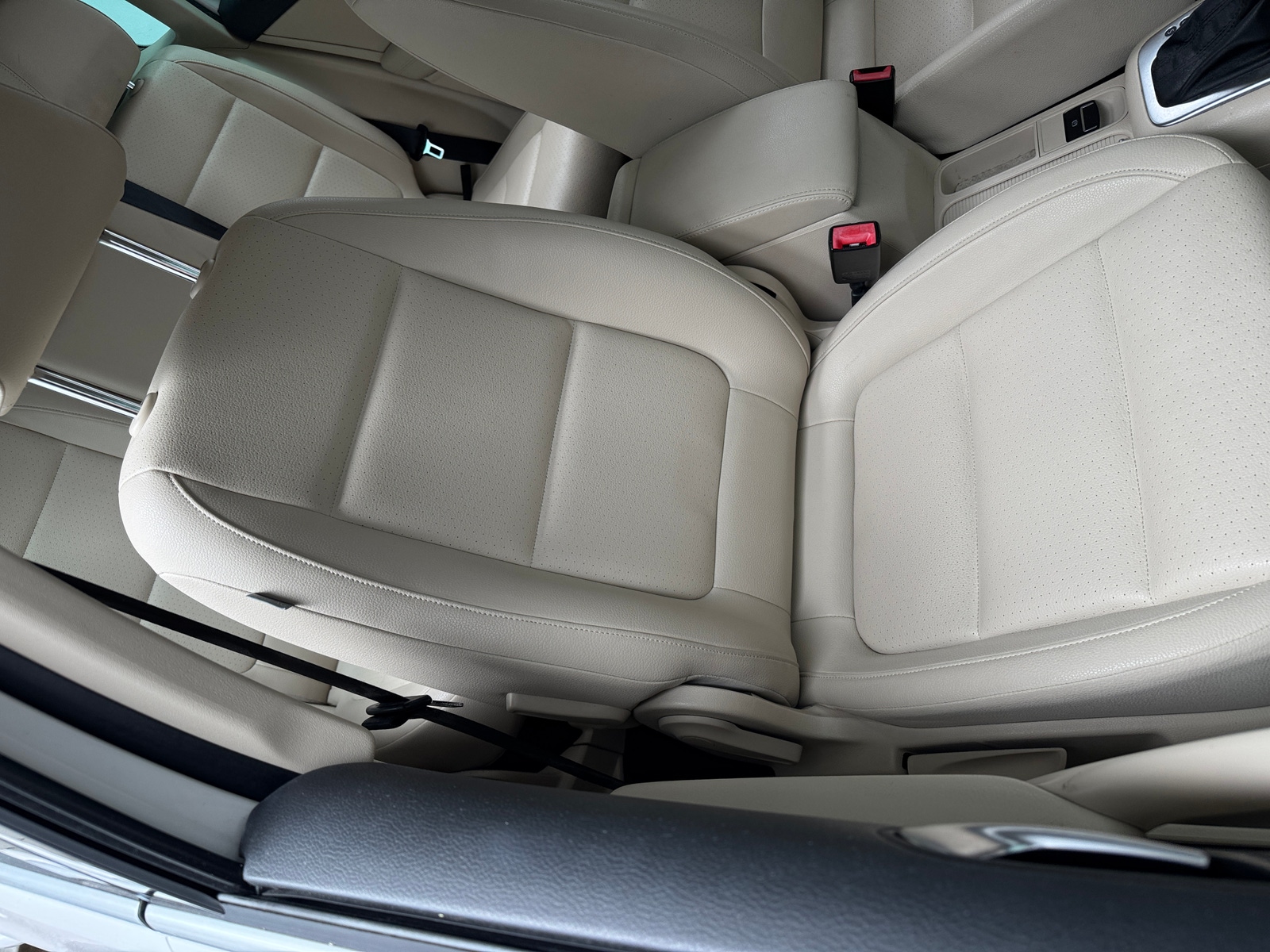 Thumbnail: 2013 Volkswagen Tiguan - 2