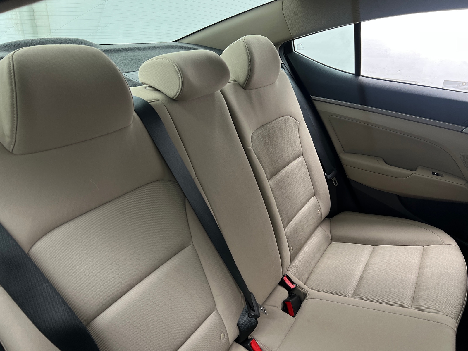 Thumbnail: 2017 Hyundai Elantra - 6