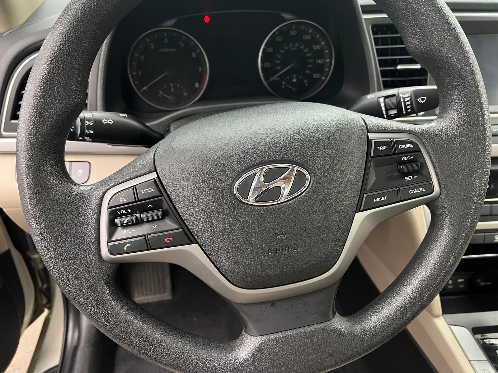 Thumbnail: 2017 Hyundai Elantra - 5