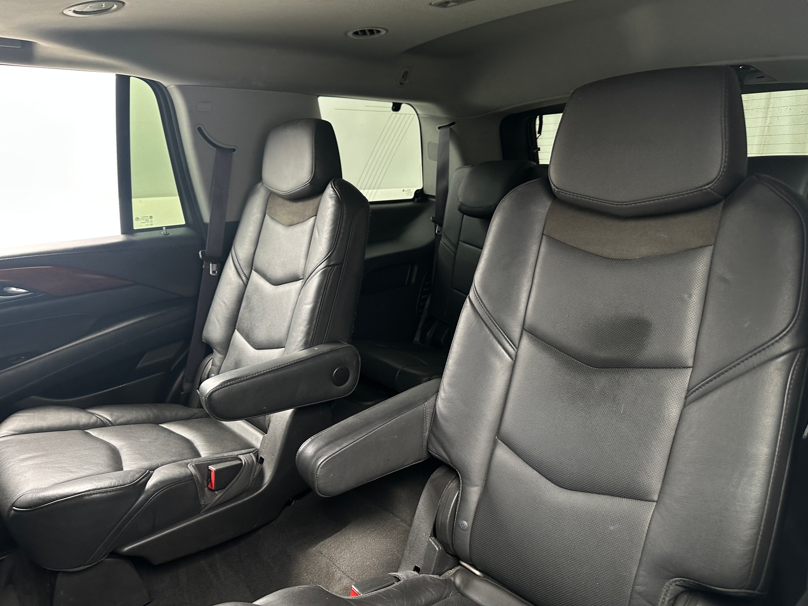 Thumbnail: 2016 Cadillac Escalade - 5