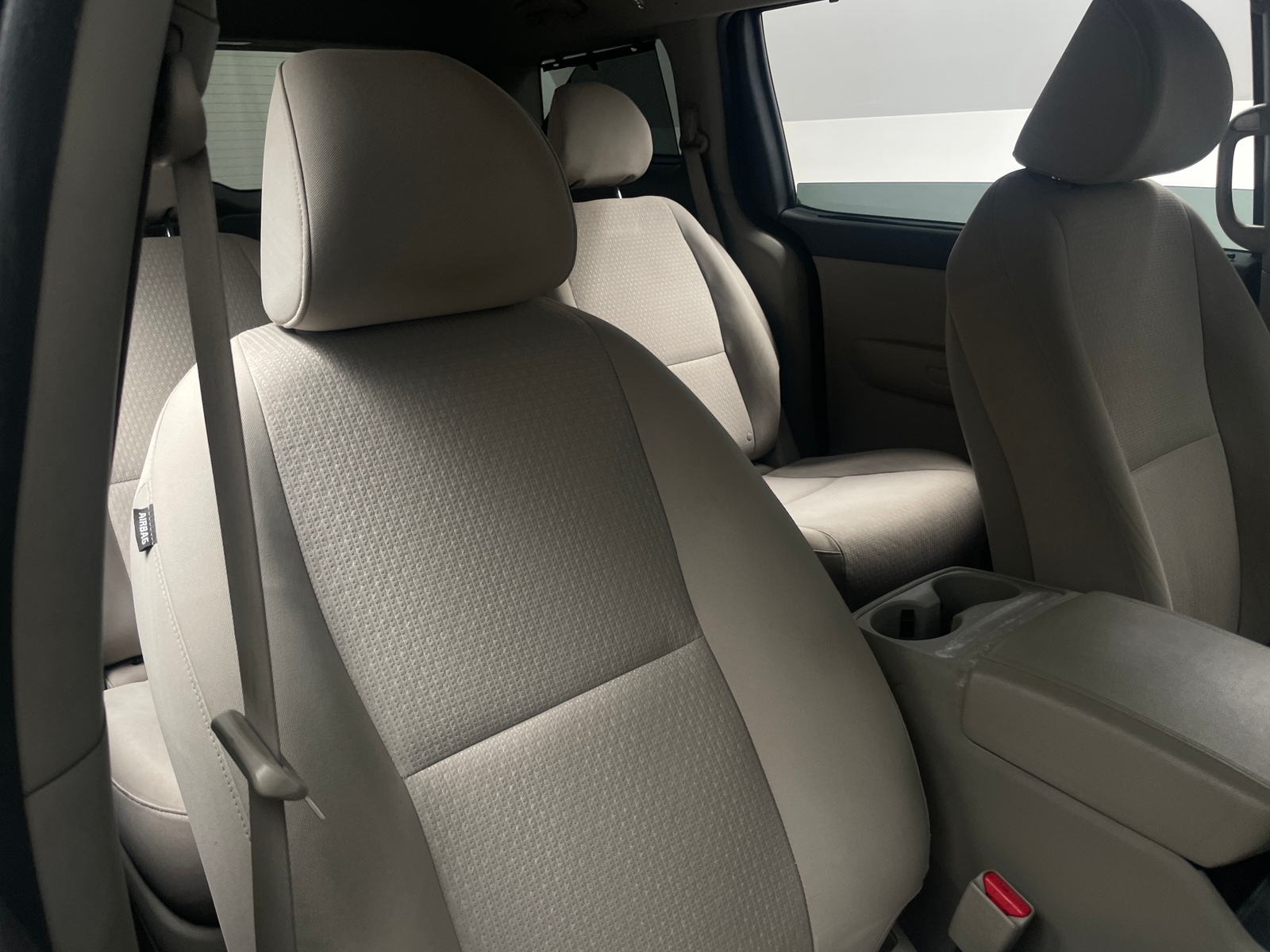 Thumbnail: 2016 Kia Sedona - 2