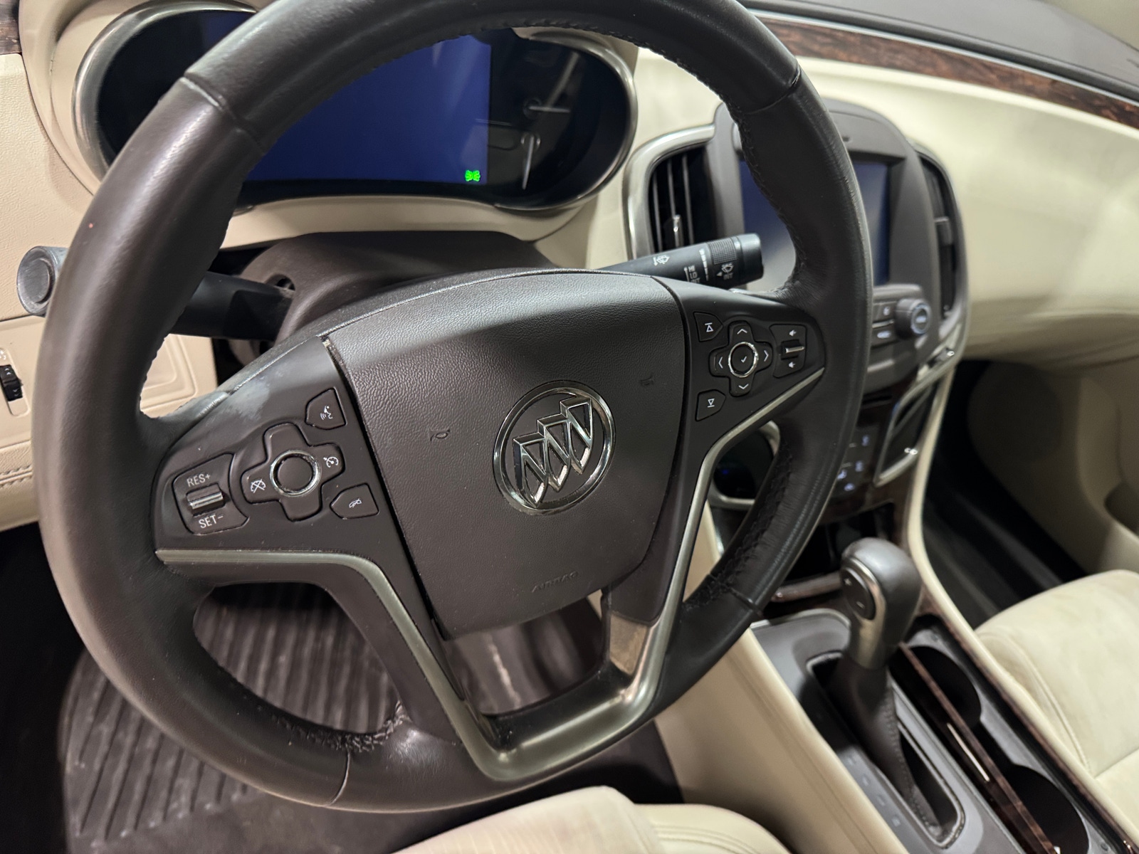 Thumbnail: 2014 Buick LaCrosse - 5