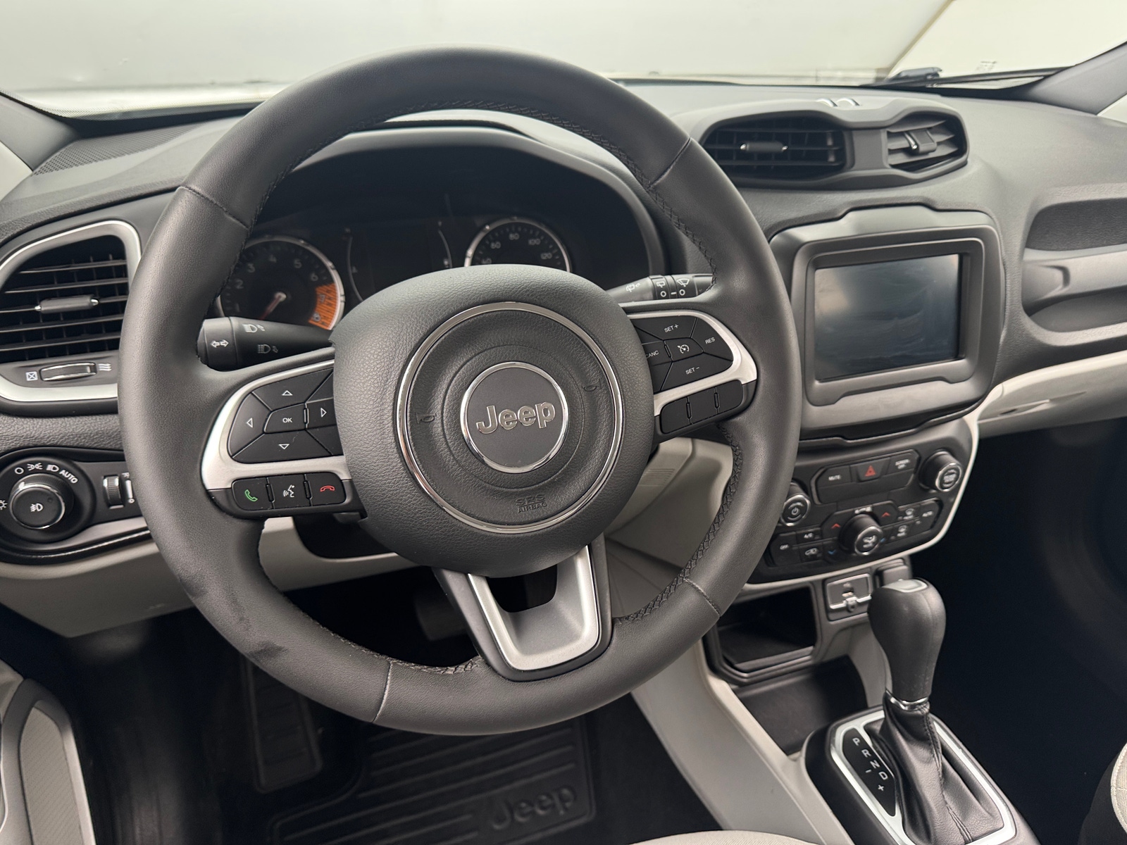 Thumbnail: 2020 Jeep Renegade - 5