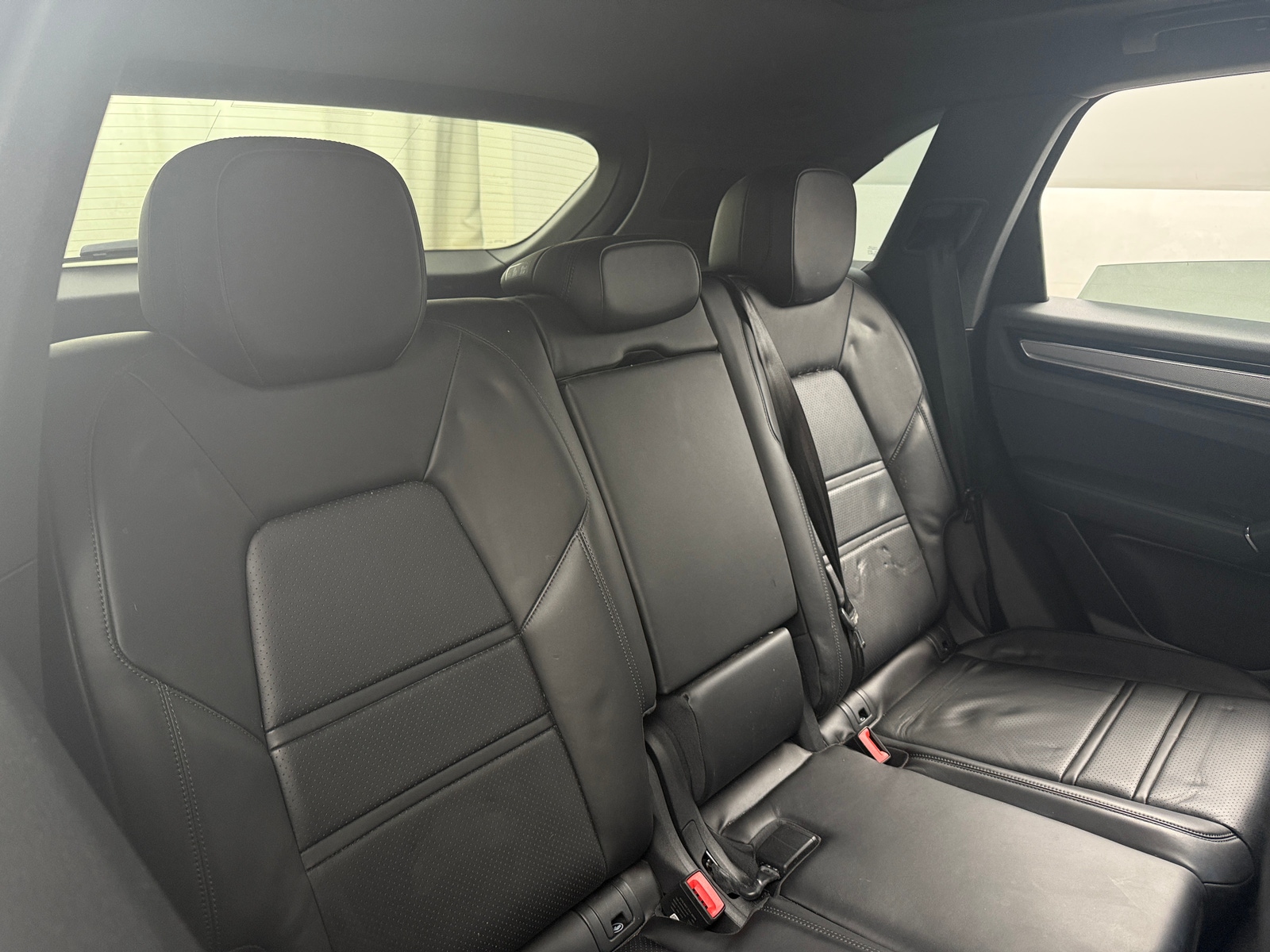 Thumbnail: 2019 Porsche Cayenne - 5