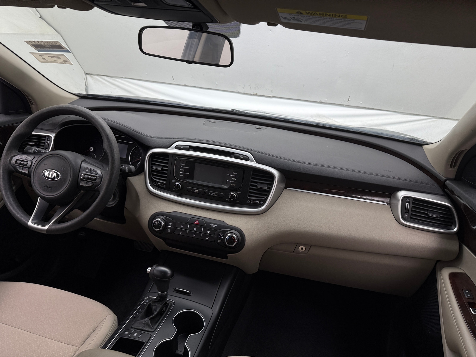 Thumbnail: 2018 Kia Sorento - 3