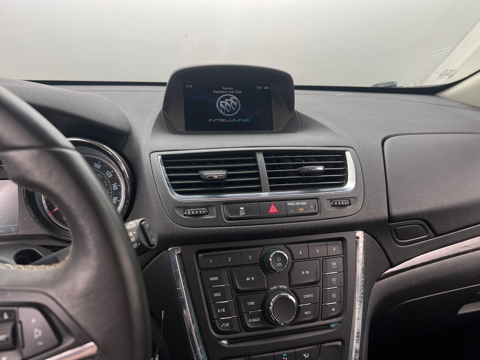 Thumbnail: 2014 Buick Encore - 4