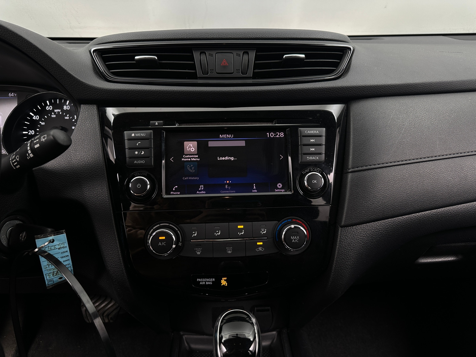 Thumbnail: 2018 Nissan Rogue - 4