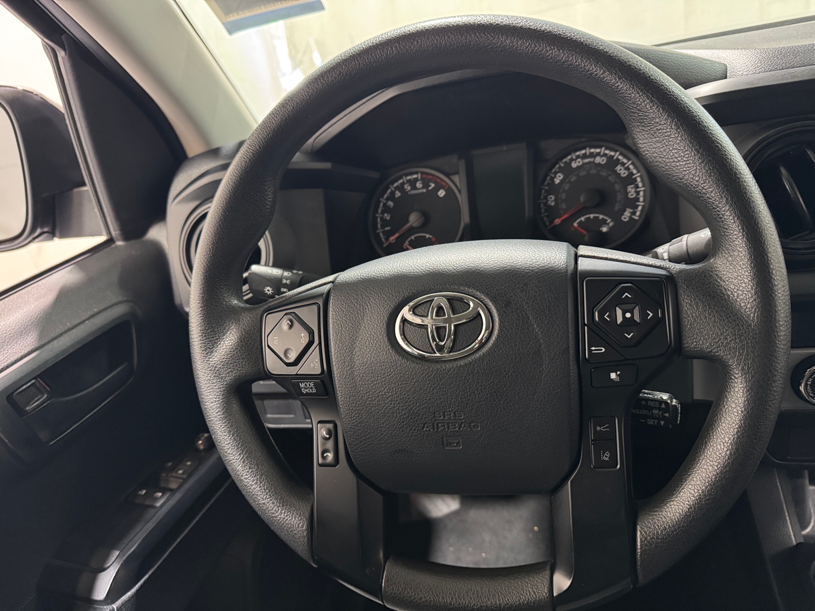 Thumbnail: 2020 Toyota Tacoma - 5
