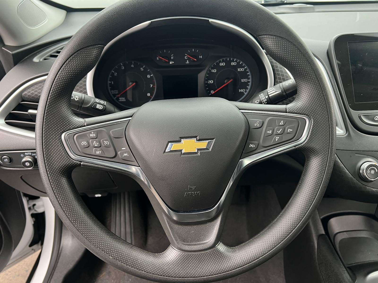 Thumbnail: 2024 Chevrolet Malibu - 5