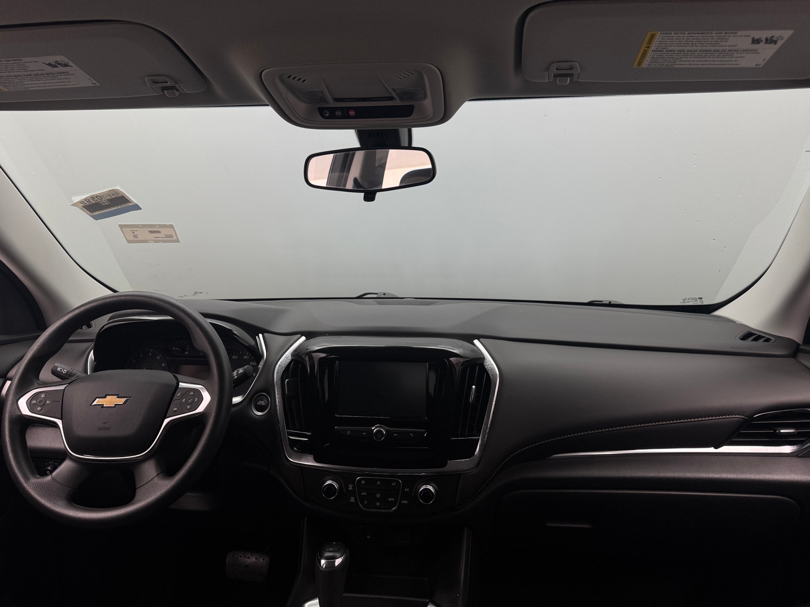 Thumbnail: 2018 Chevrolet Traverse - 3