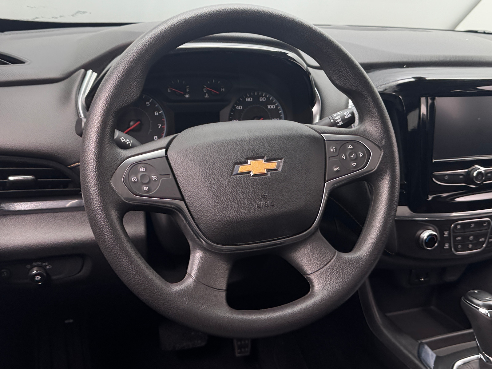 Thumbnail: 2018 Chevrolet Traverse - 5