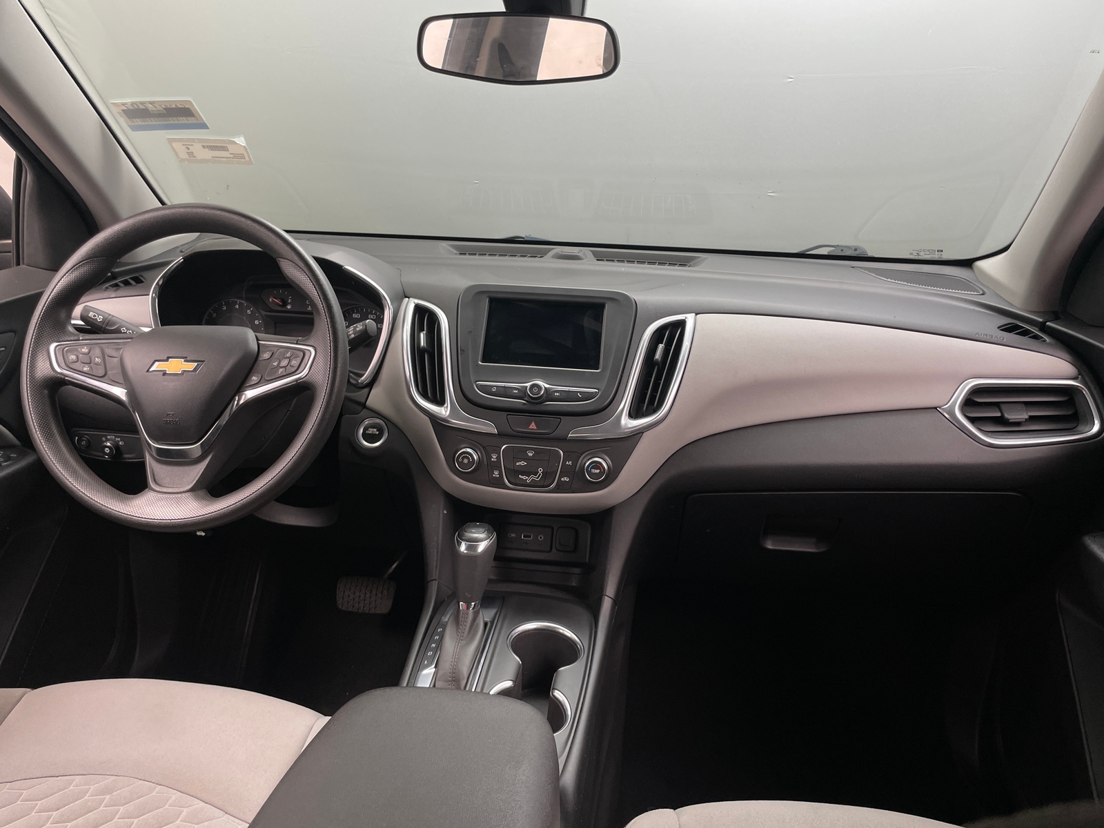 Thumbnail: 2019 Chevrolet Equinox - 3