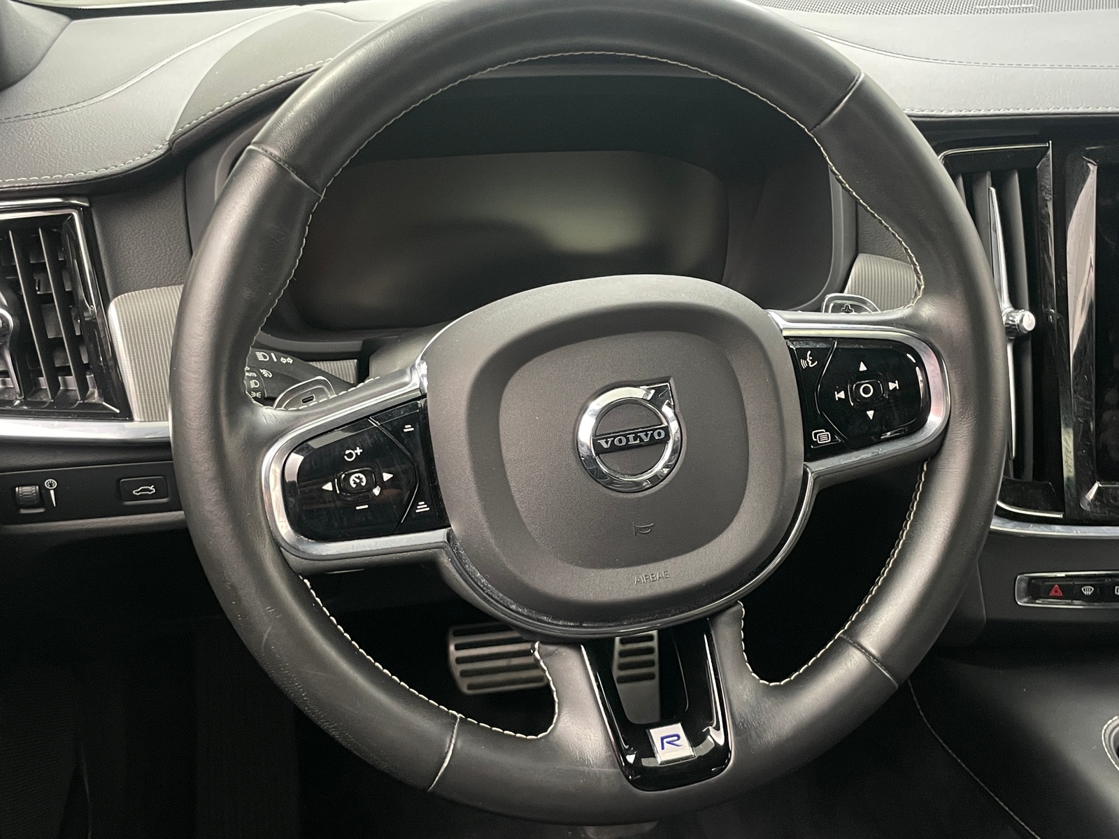 Thumbnail: 2020 Volvo S90 - 4