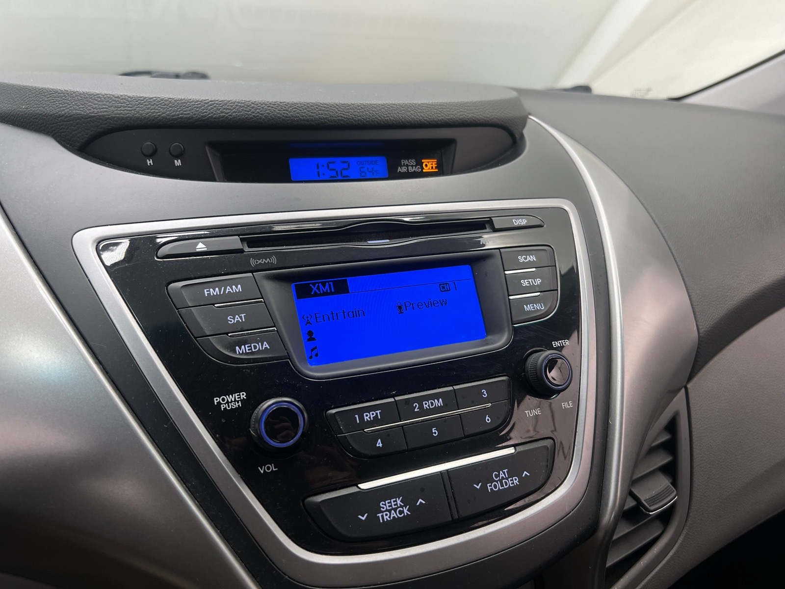 Thumbnail: 2013 Hyundai Elantra - 4